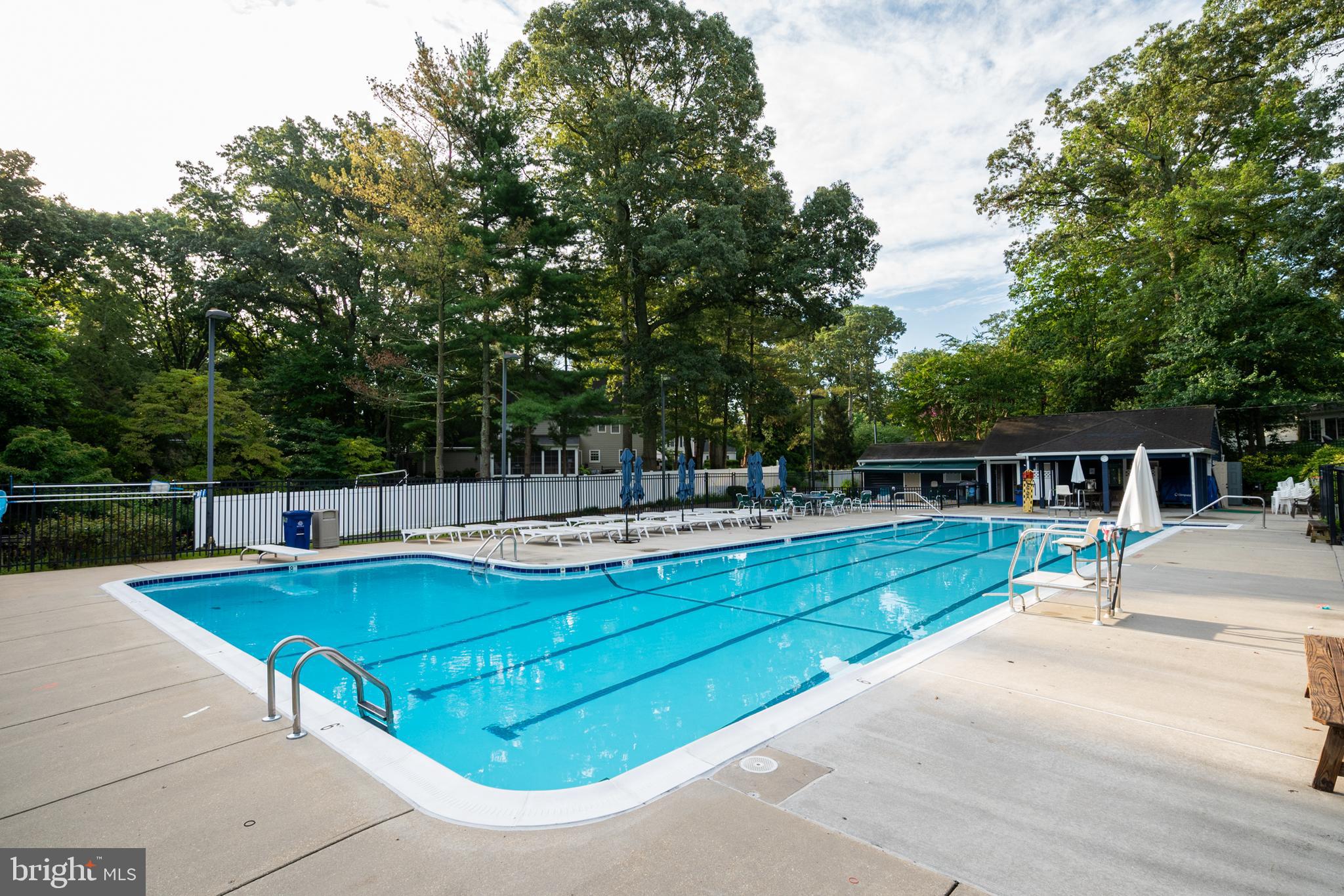 FAIR OAKS ON THE MAGOTHY - Residential