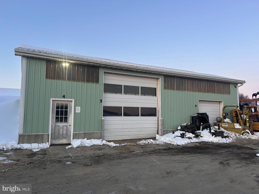 Photo of 123 Greentree Road #UNIT C, QUARRYVILLE, PA 17566 (MLS # PALA2082702)