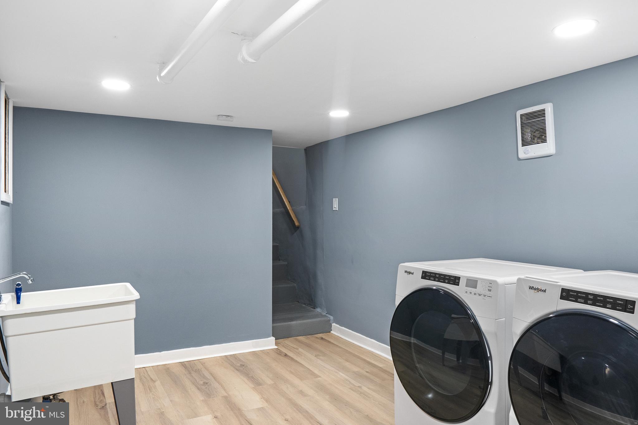 SPRUCE HILL - Residential