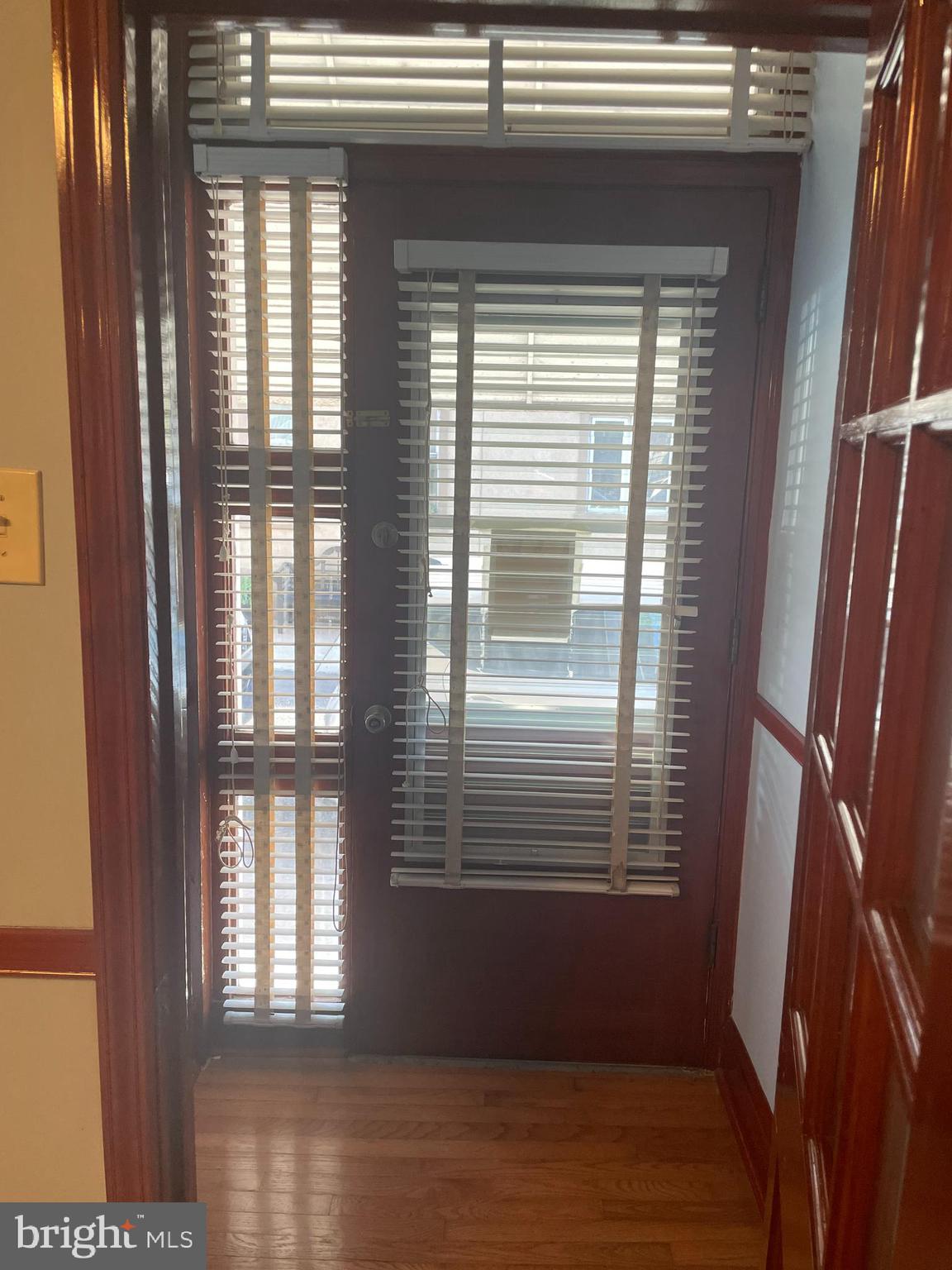 BRIDESBURG - Residential