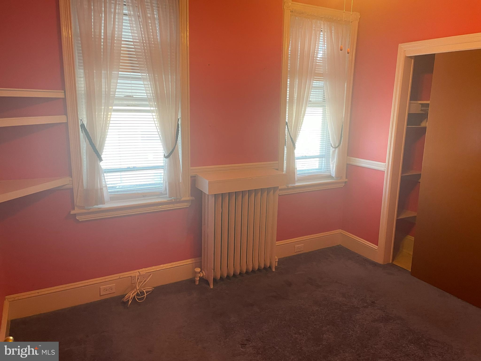 BRIDESBURG - Residential