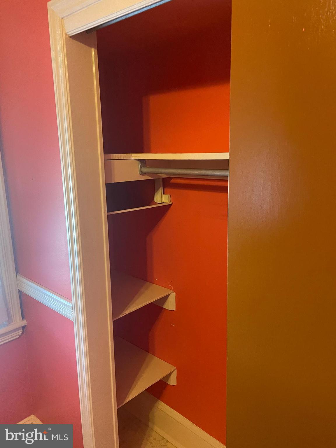 BRIDESBURG - Residential