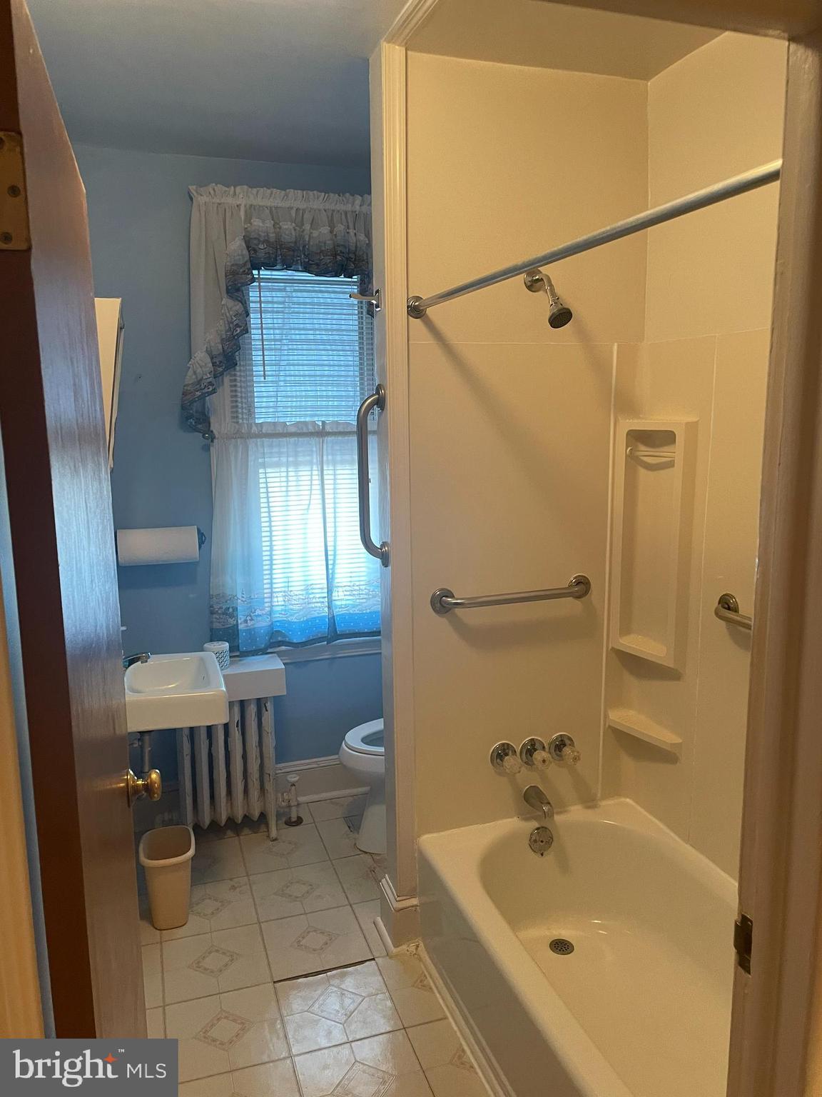 BRIDESBURG - Residential