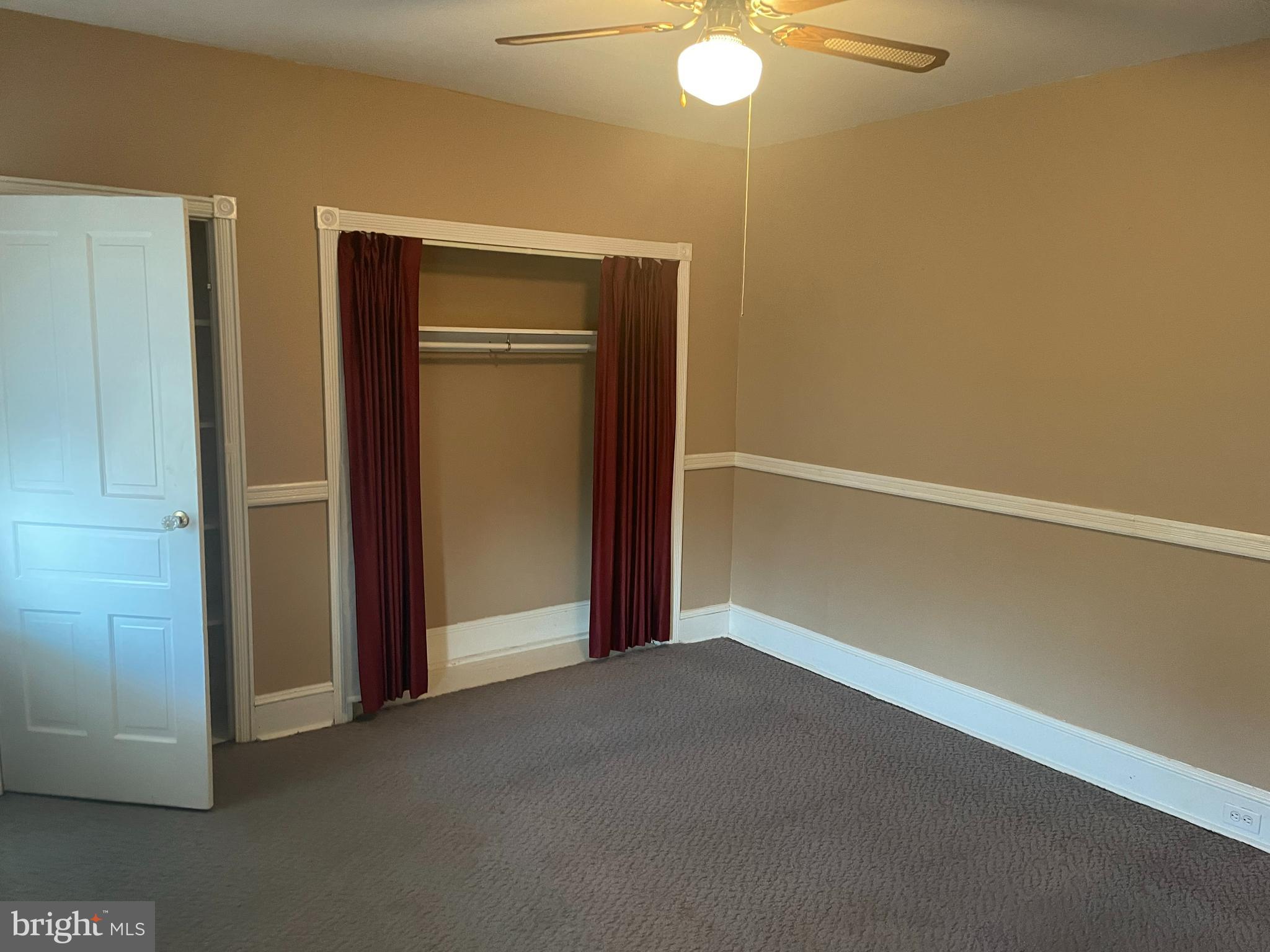 BRIDESBURG - Residential