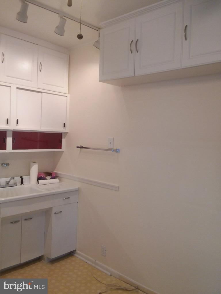 BRIDESBURG - Residential