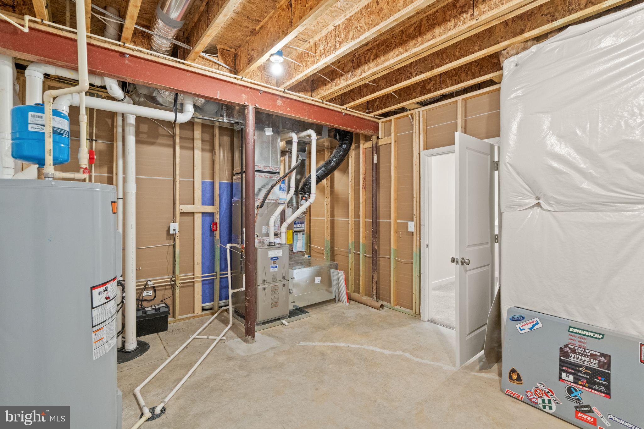 CLEVENGER CORNER VILLAGE - Residential