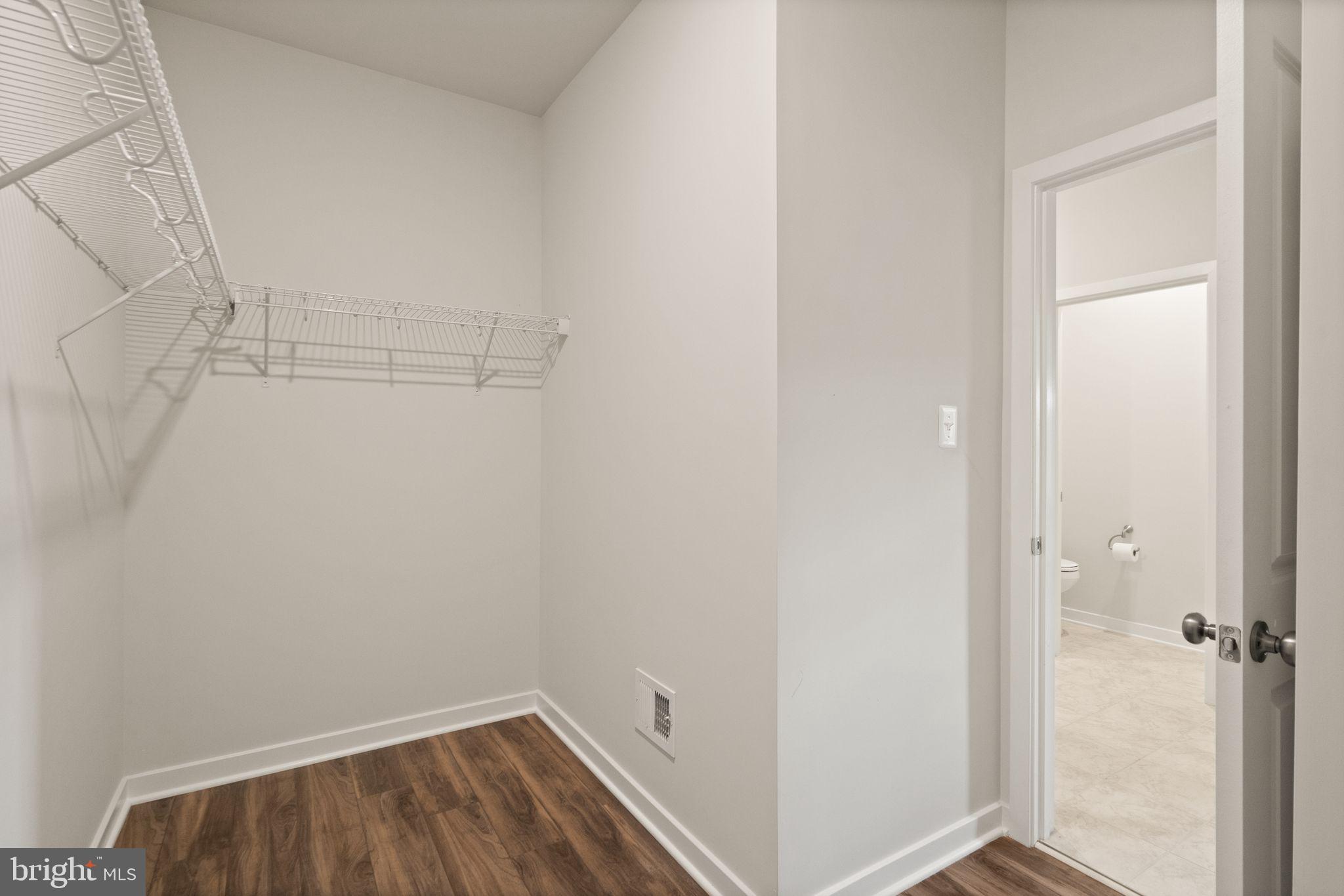 CLEVENGER CORNER VILLAGE - Residential