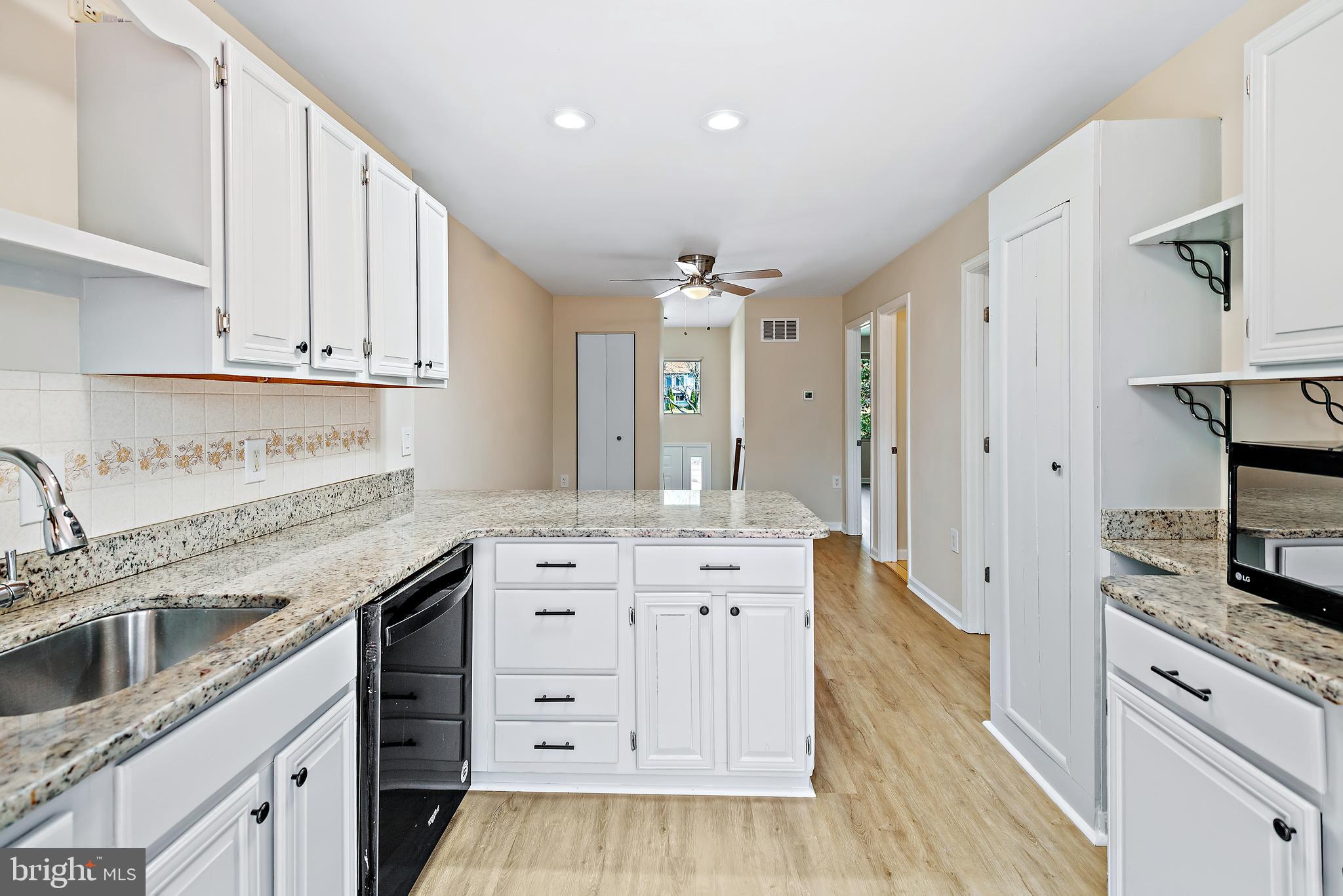 ULMSTEAD GARDENS - Residential