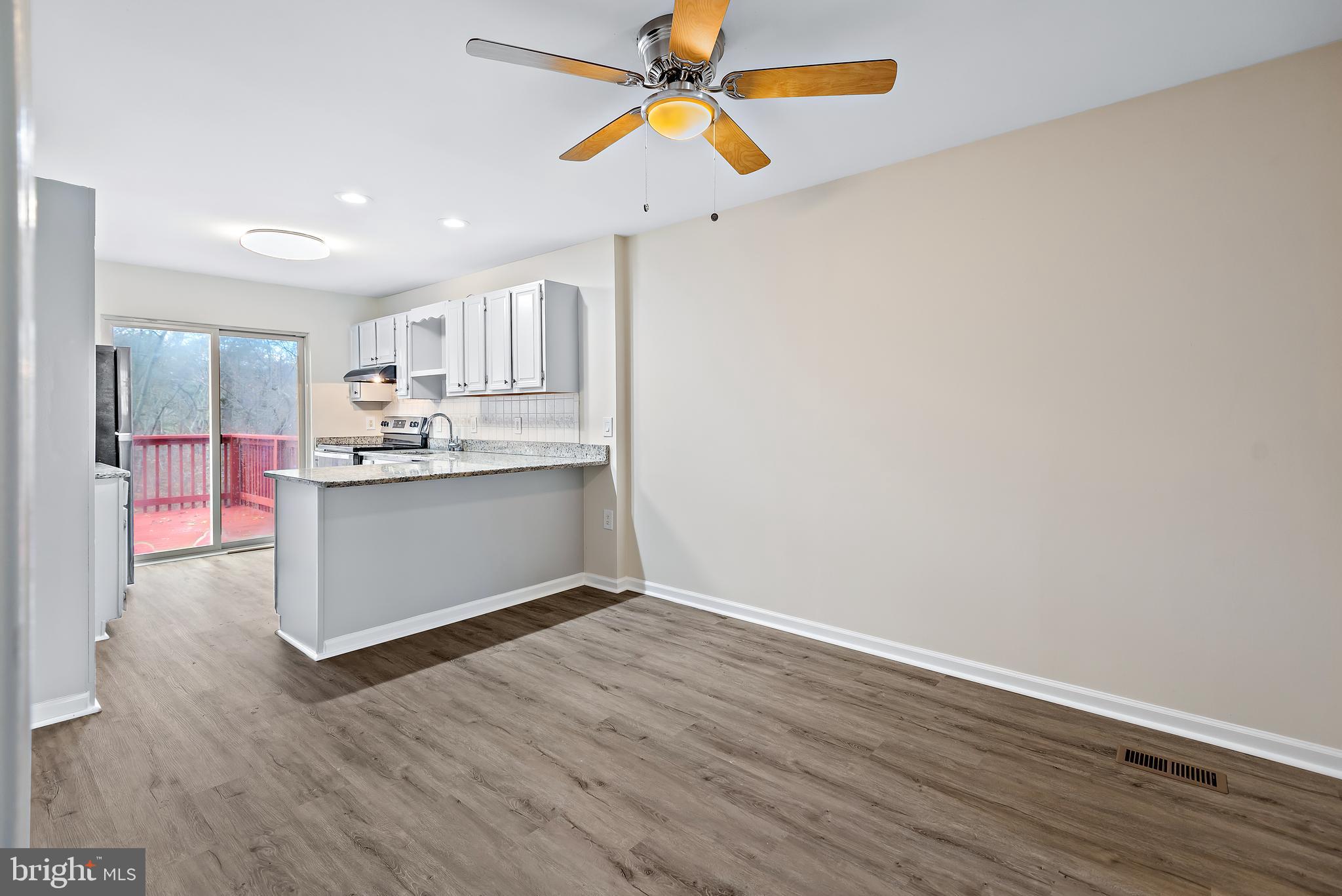 ULMSTEAD GARDENS - Residential