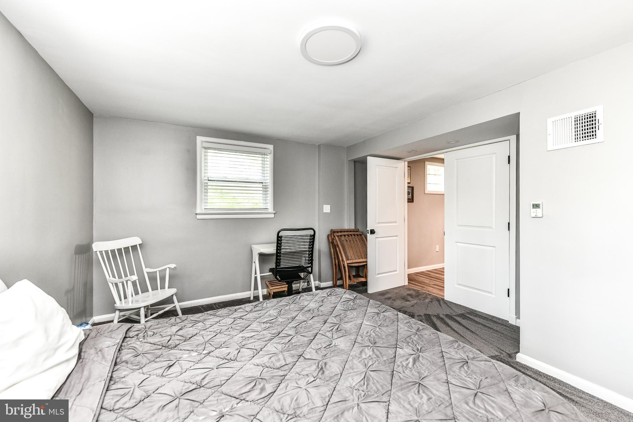 DONAHUE JOHN URBAN - Residential Lease