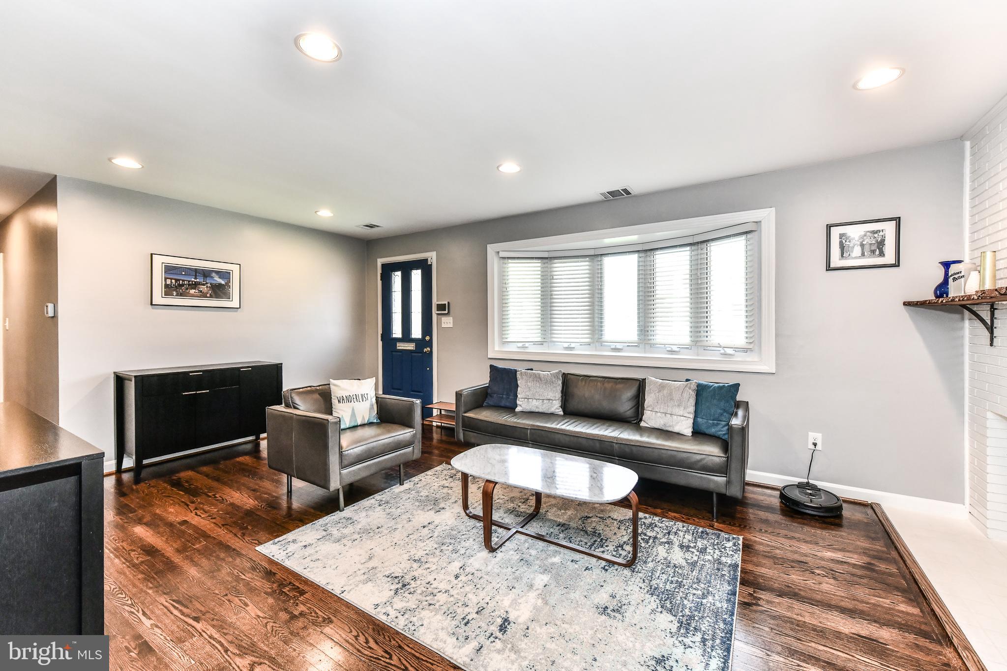 DONAHUE JOHN URBAN - Residential Lease