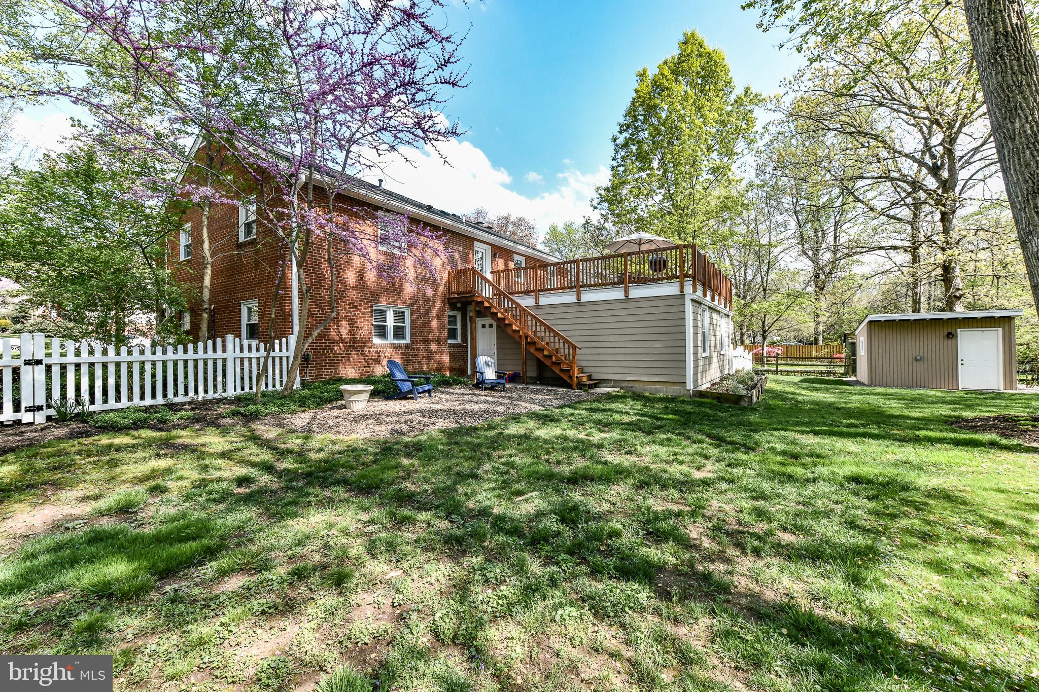 DONAHUE JOHN URBAN - Residential Lease