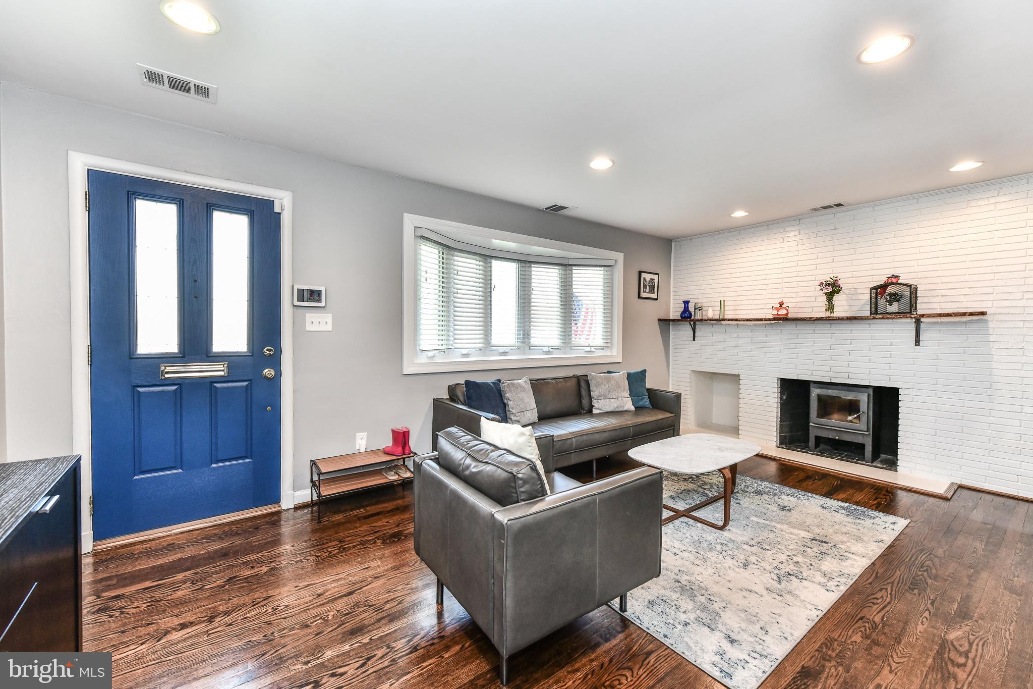 DONAHUE JOHN URBAN - Residential Lease