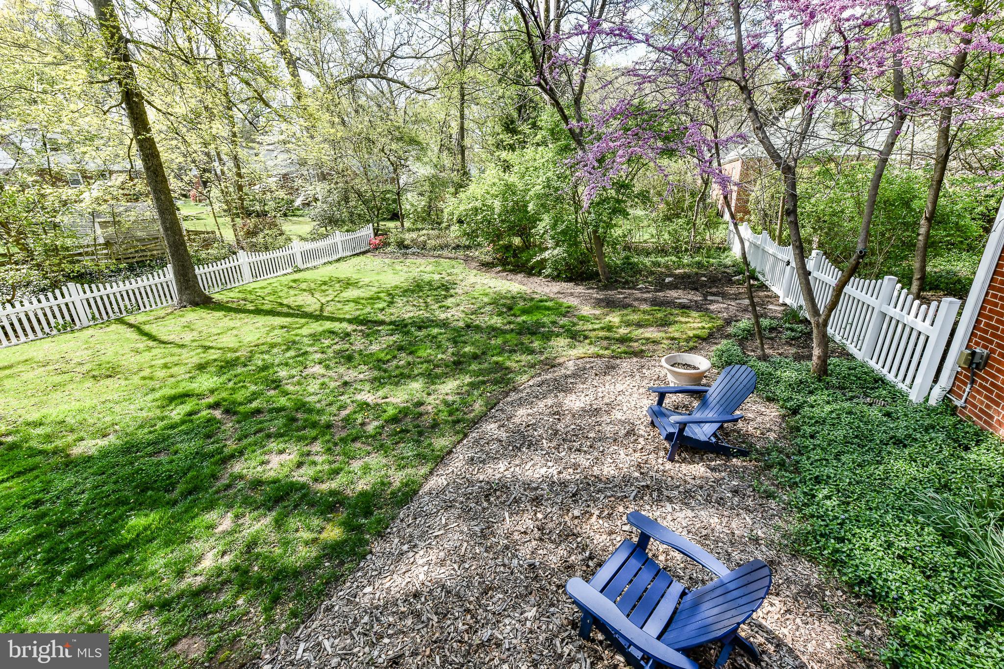 DONAHUE JOHN URBAN - Residential Lease