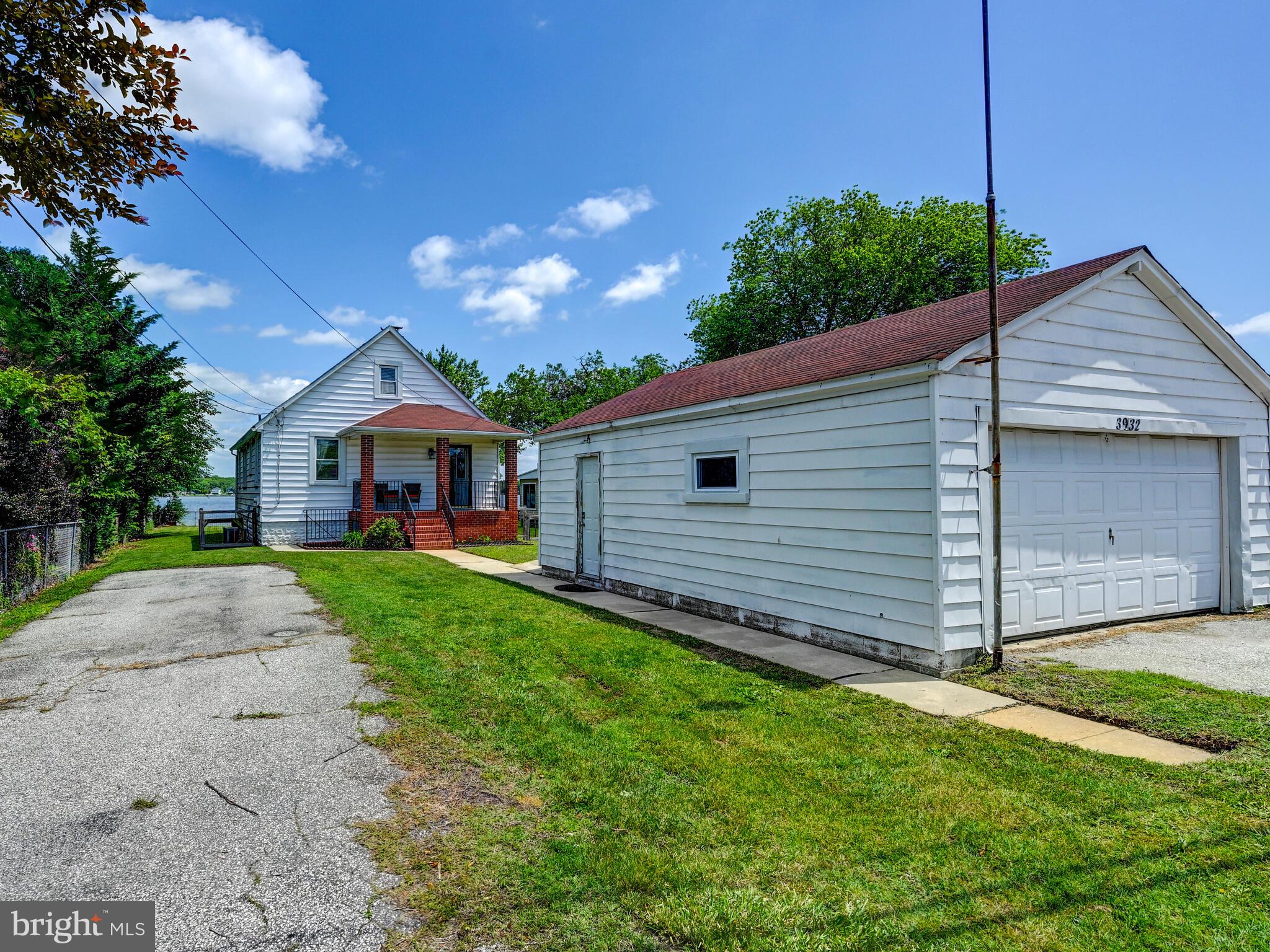 GLENHURST - Residential