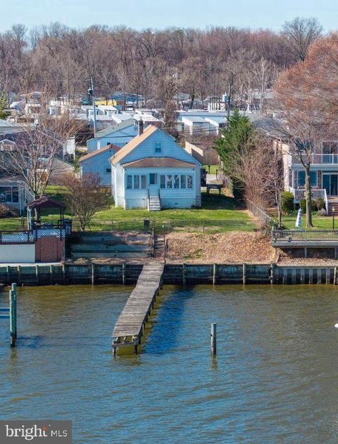 3932 GLENHURST BALTIMORE MD 21222
