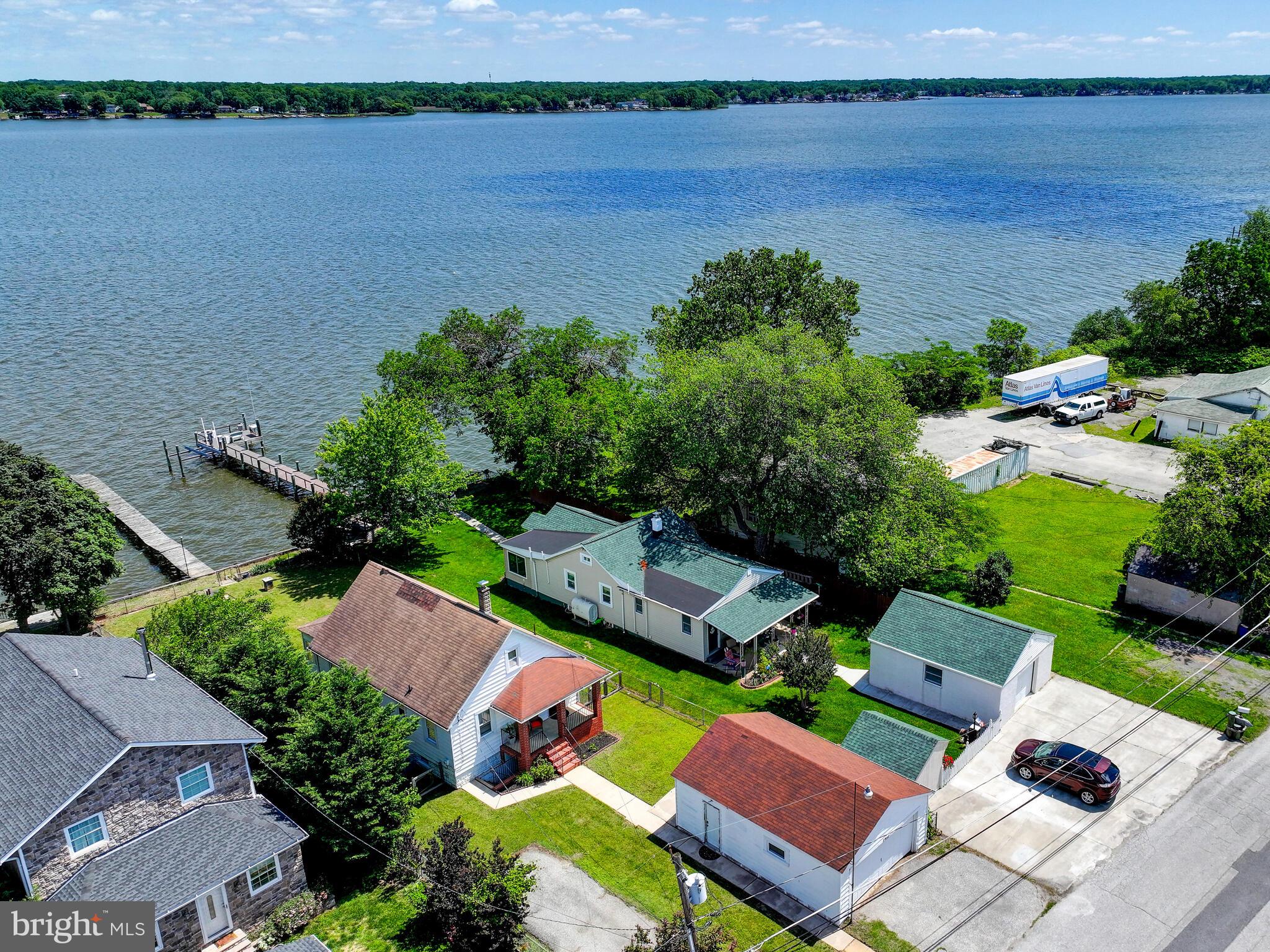 GLENHURST - Residential