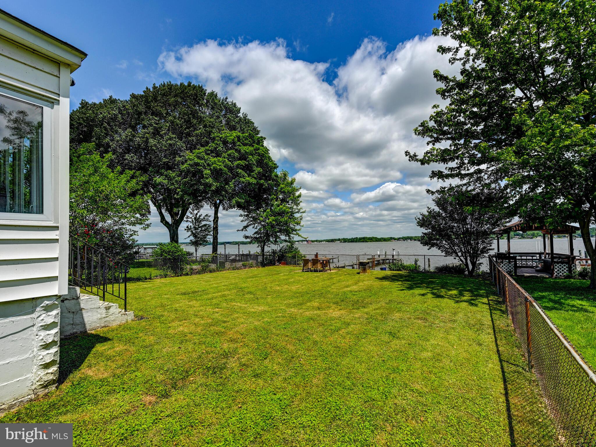 GLENHURST - Residential