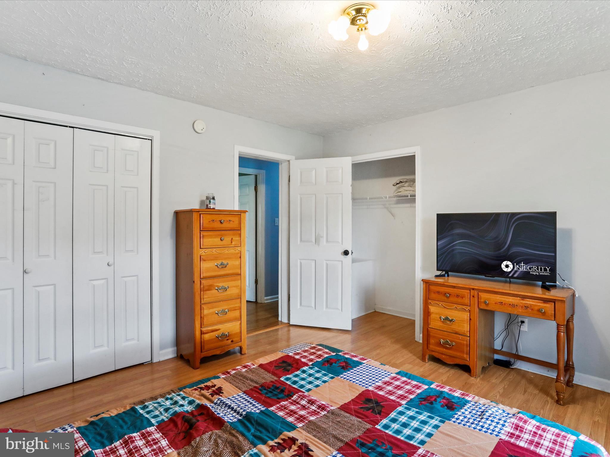 PEACH MANOR ESTATES - Residential