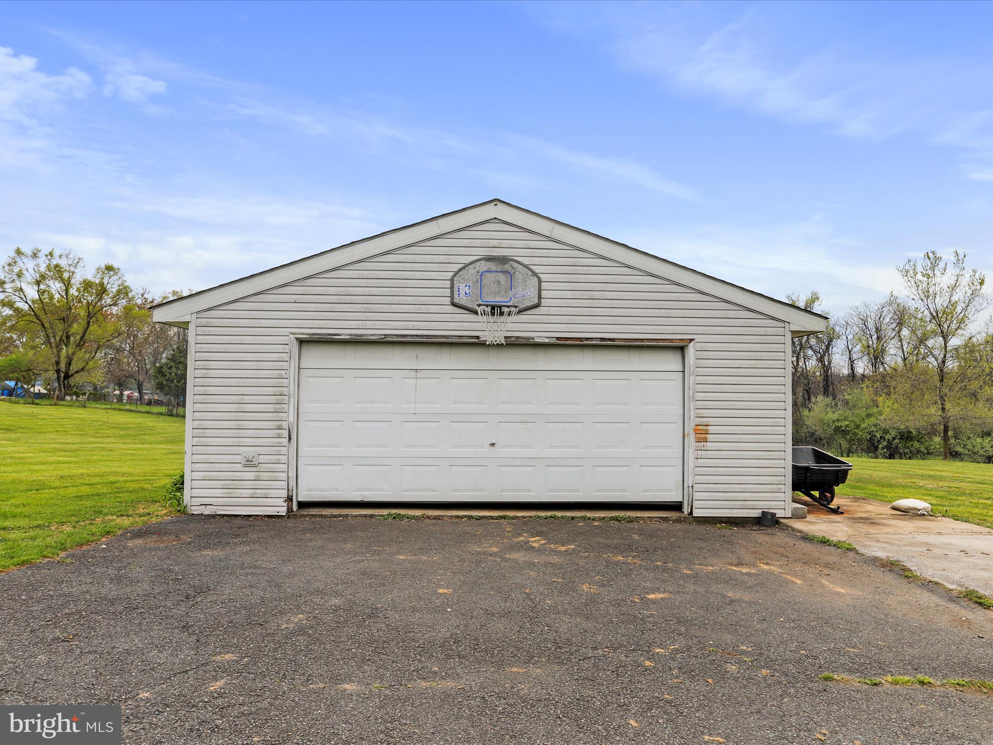 PEACH MANOR ESTATES - Residential