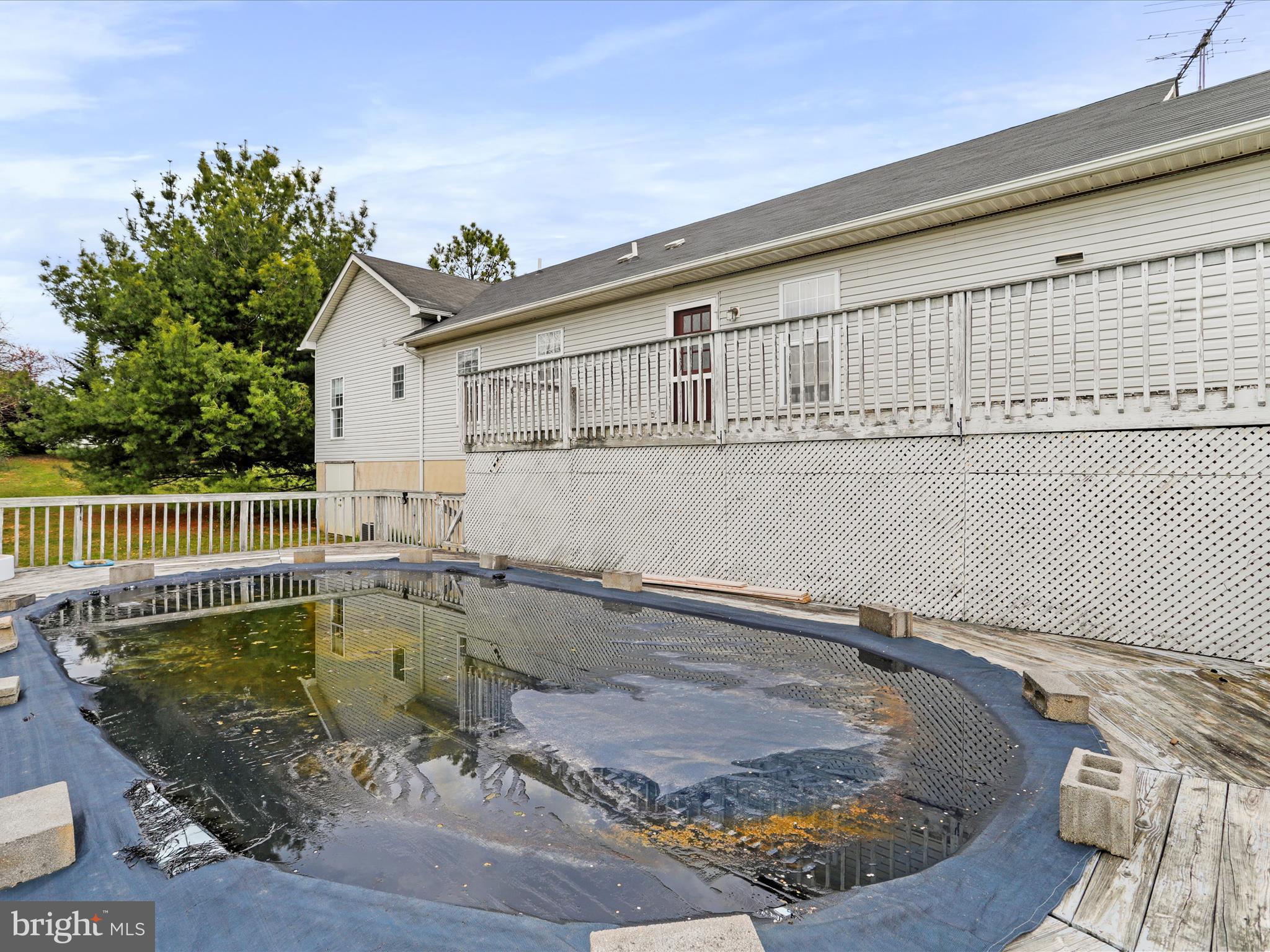 PEACH MANOR ESTATES - Residential