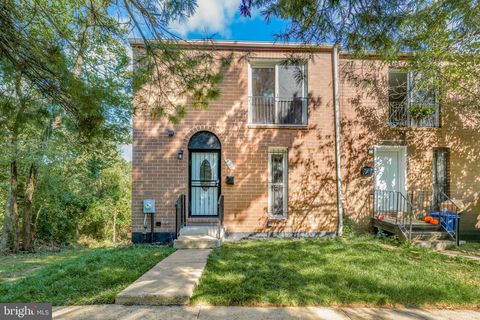 800 WHEELER HILL DRIVE SE WASHINGTON DC 20032