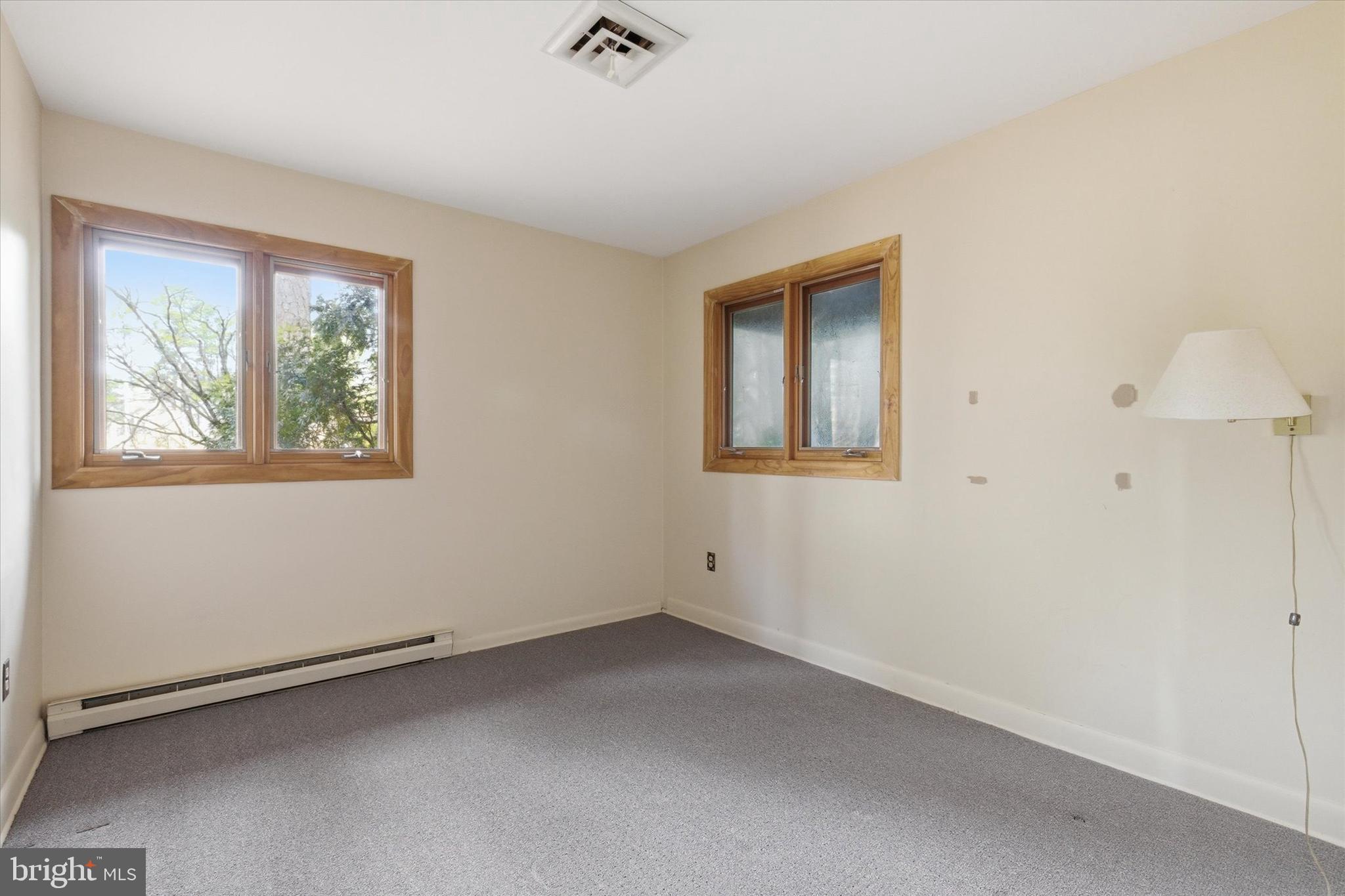 HOLLY LAKE ESTATES - Residential