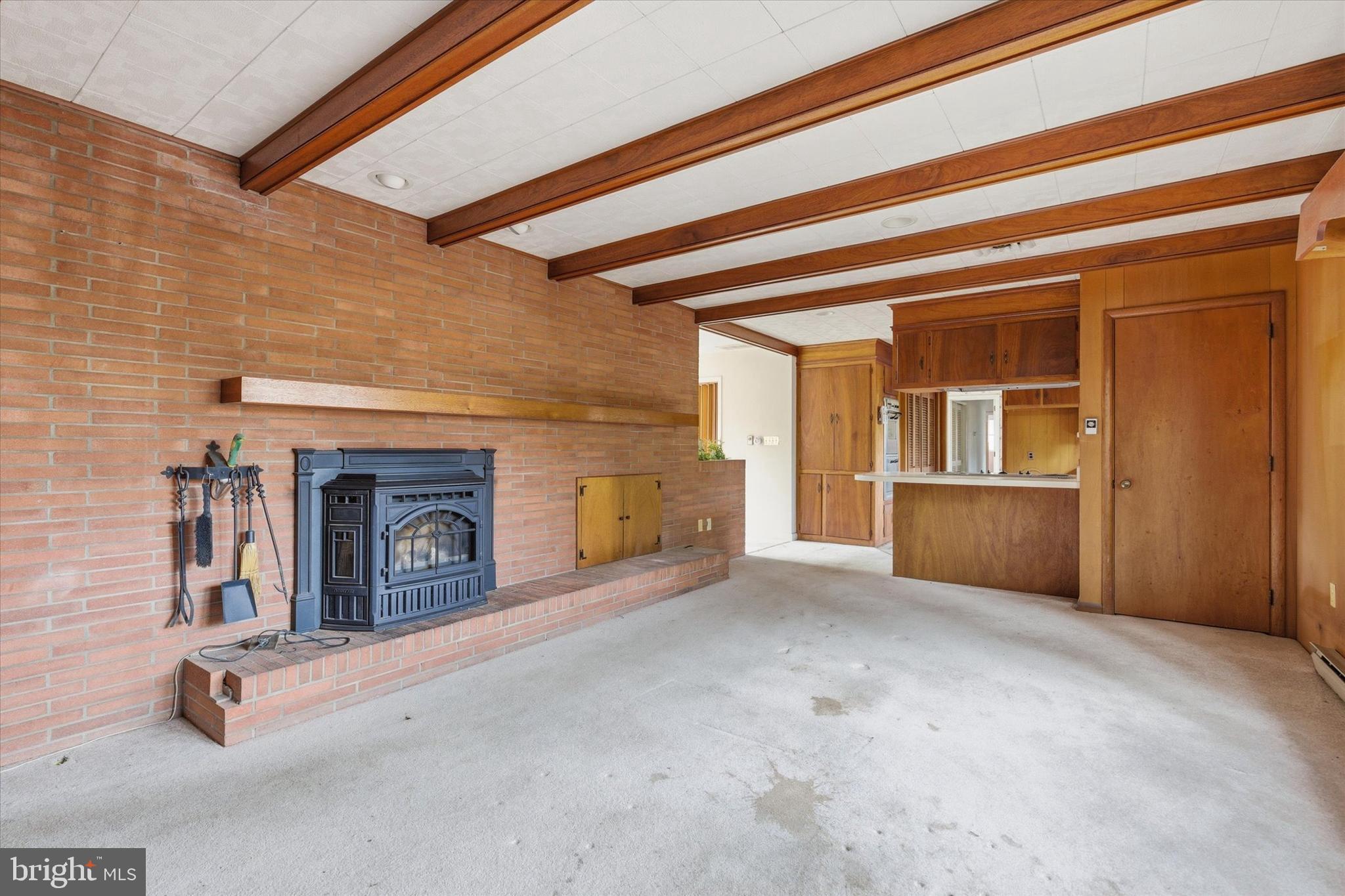 HOLLY LAKE ESTATES - Residential