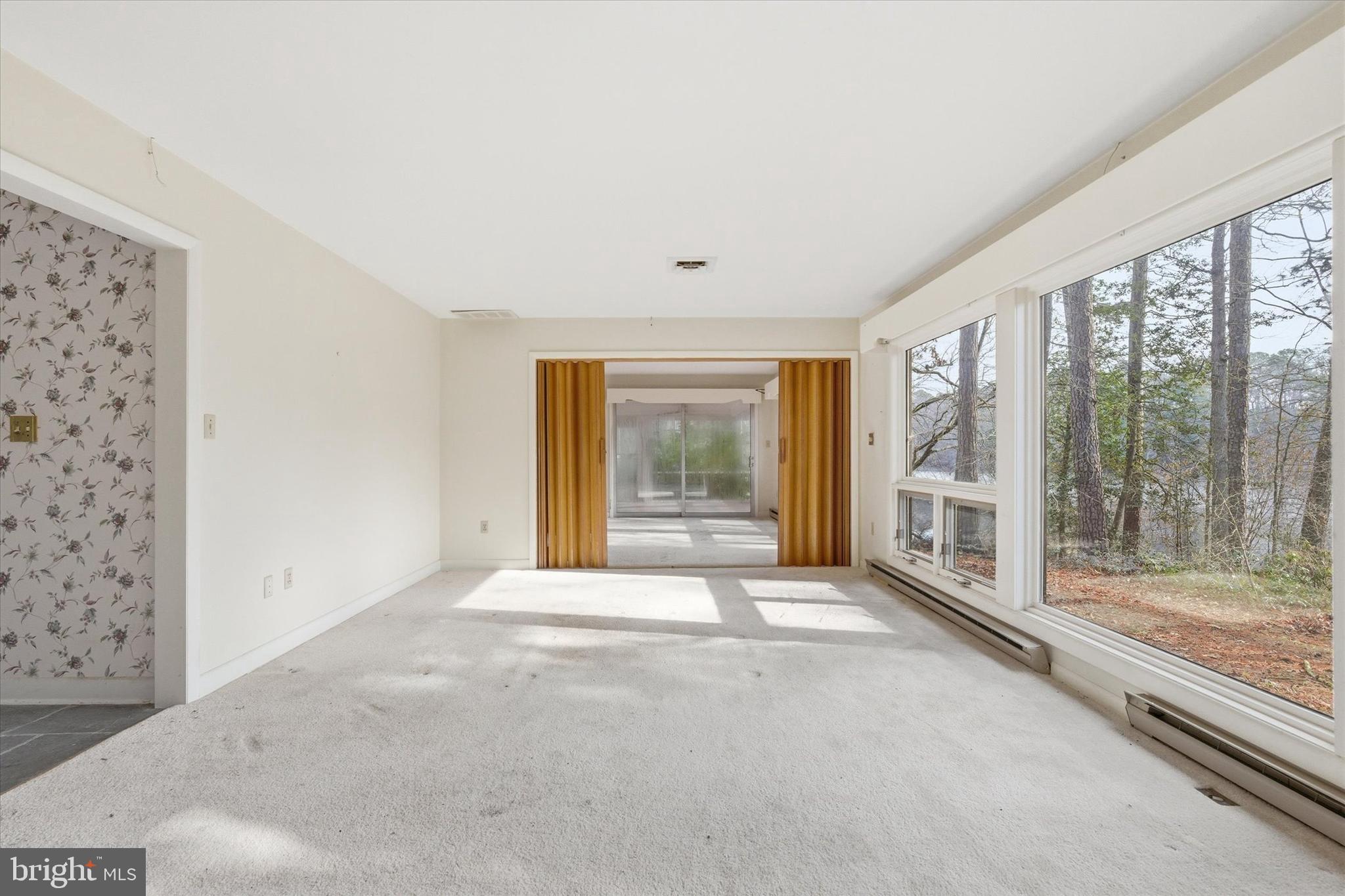 HOLLY LAKE ESTATES - Residential