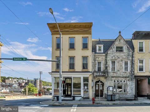 Photo of 400 S Centre Street, POTTSVILLE, PA 17901 (MLS # PASK2023556)