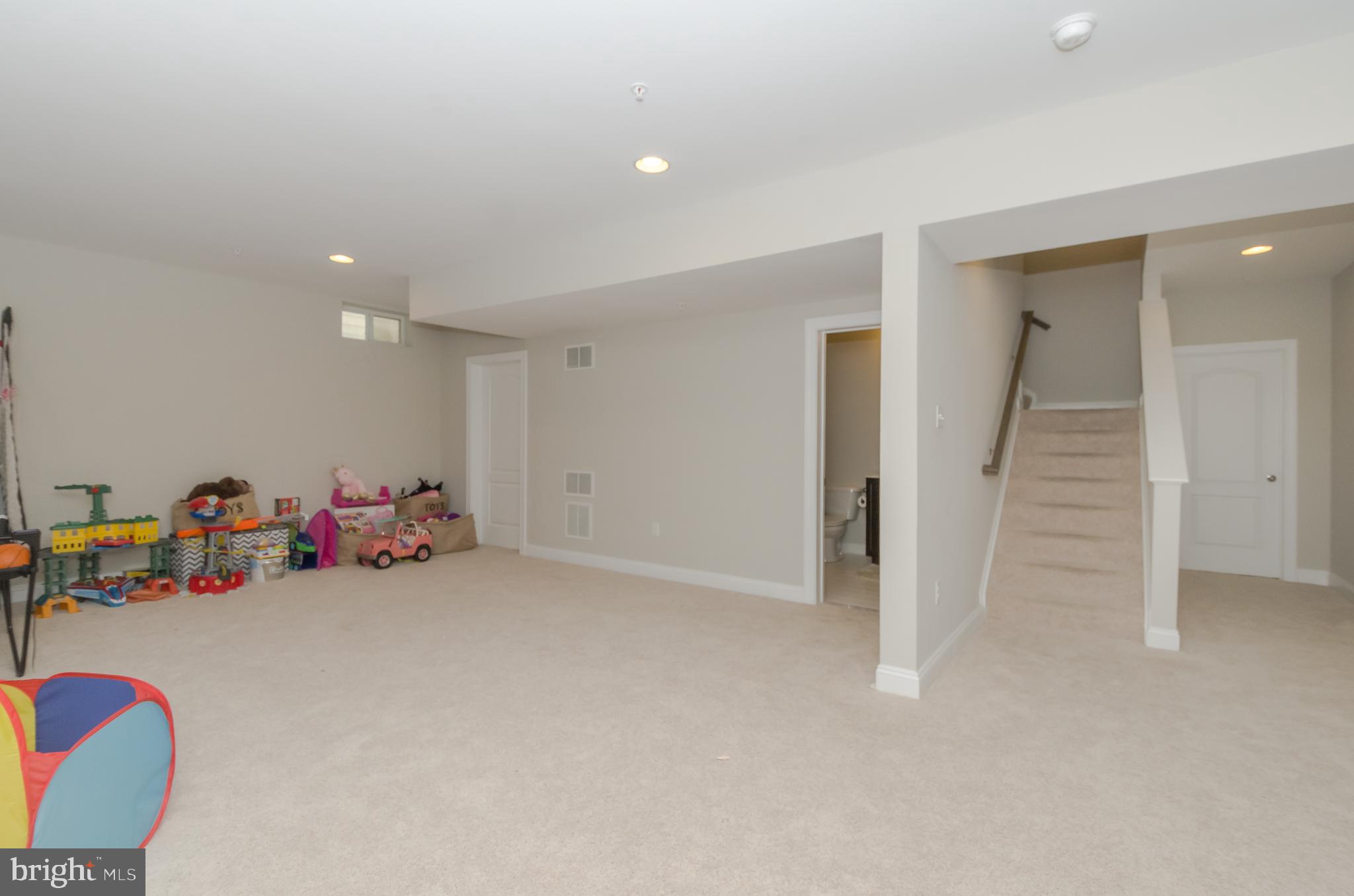 CREEKSIDE AT OSPREY LANDING - Residential