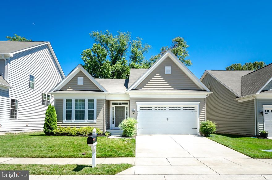 Come home to this gorgeous property within the waterside gated community of Creekside at Osprey Landing. While living here, there's no need to worry about yard work or snow removal; the association takes care of it! There's water access, a community pier,  nature trails, and a spacious clubhouse. Simply come home and relax! This home is like-new; schedule a tour and fall in love.