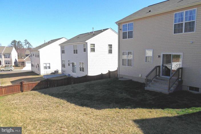 WESTBURY PUB - Residential Lease