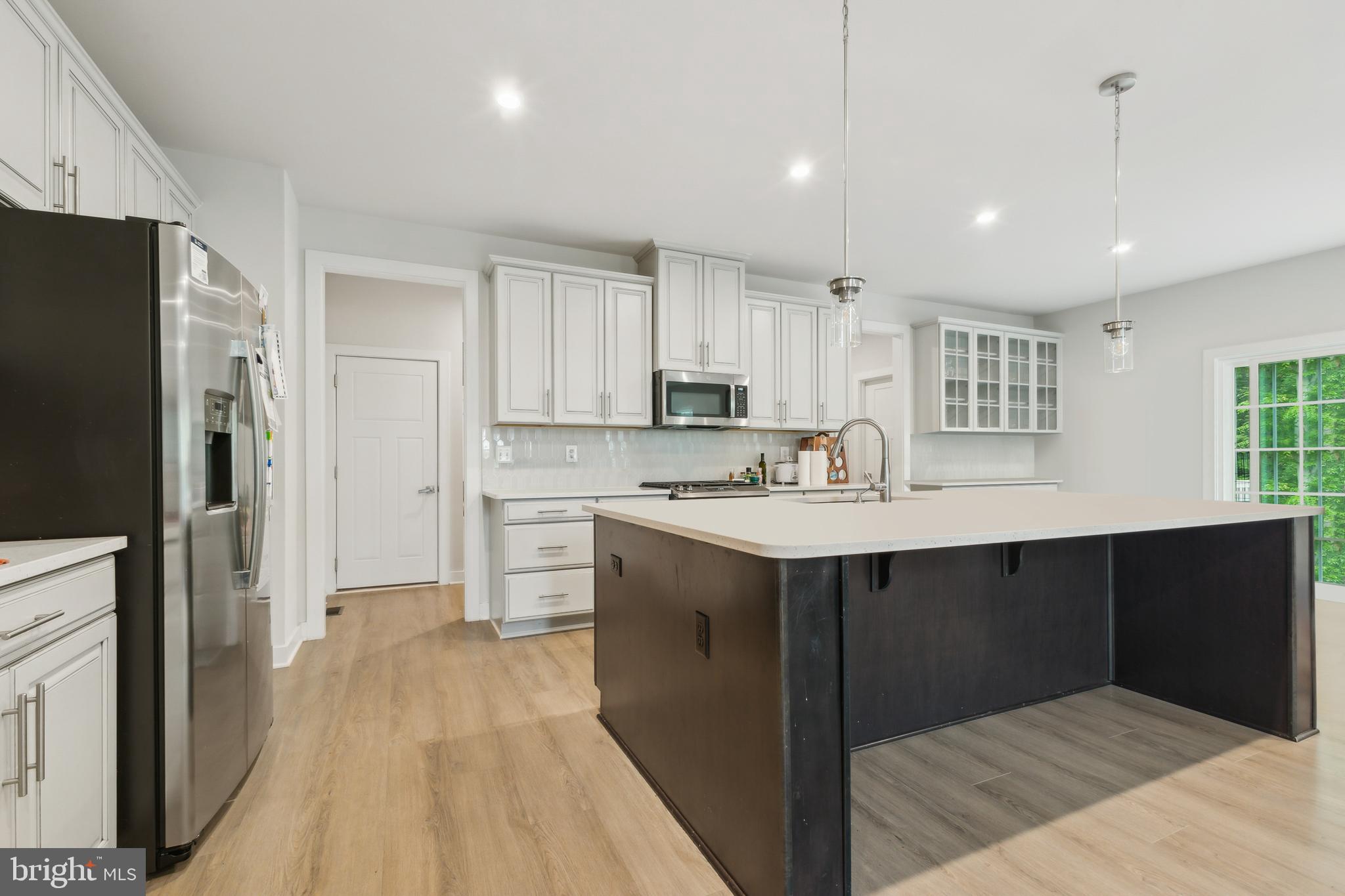 121 MOUNTAIN PATH LANE