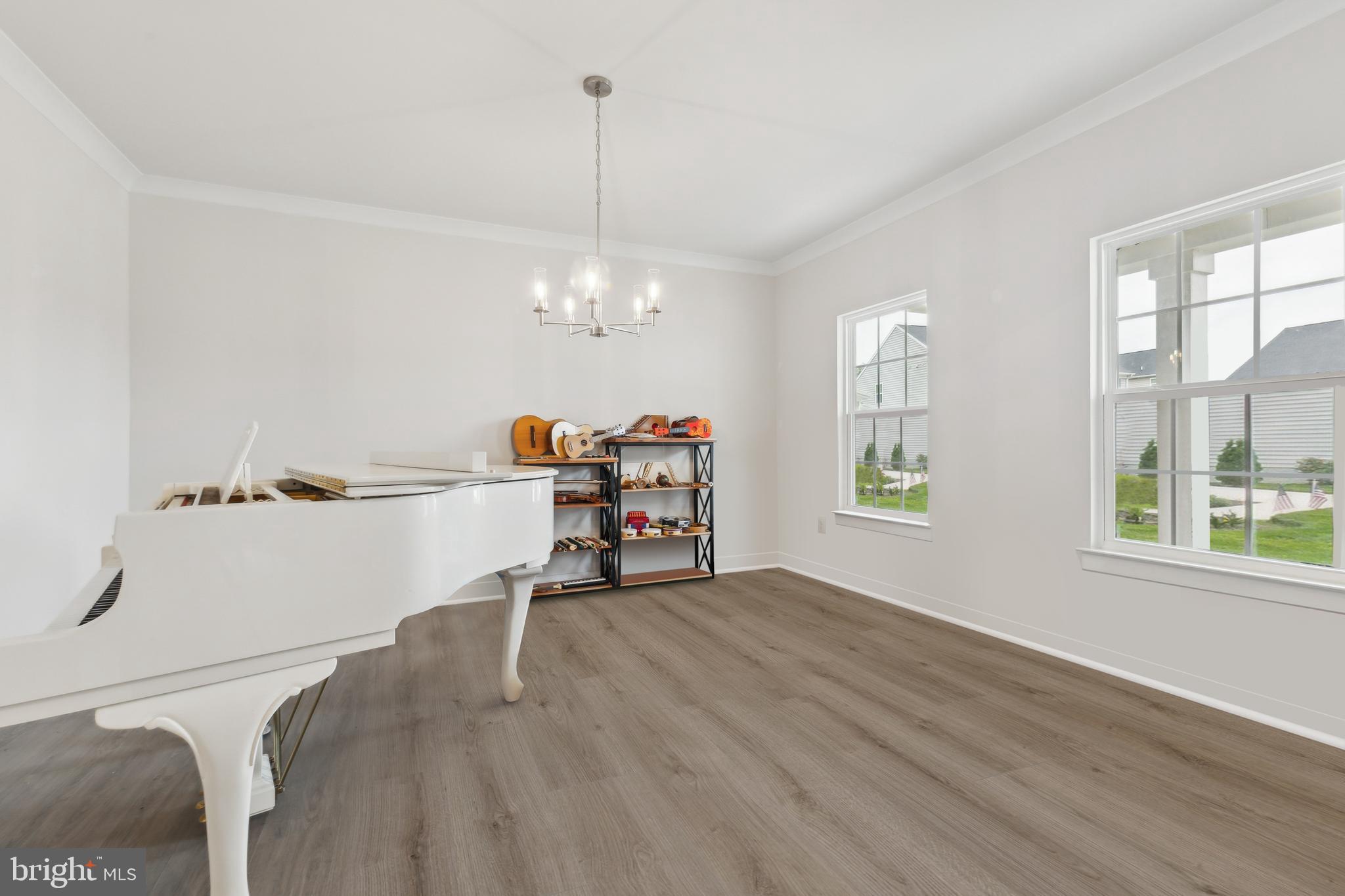 121 MOUNTAIN PATH LANE