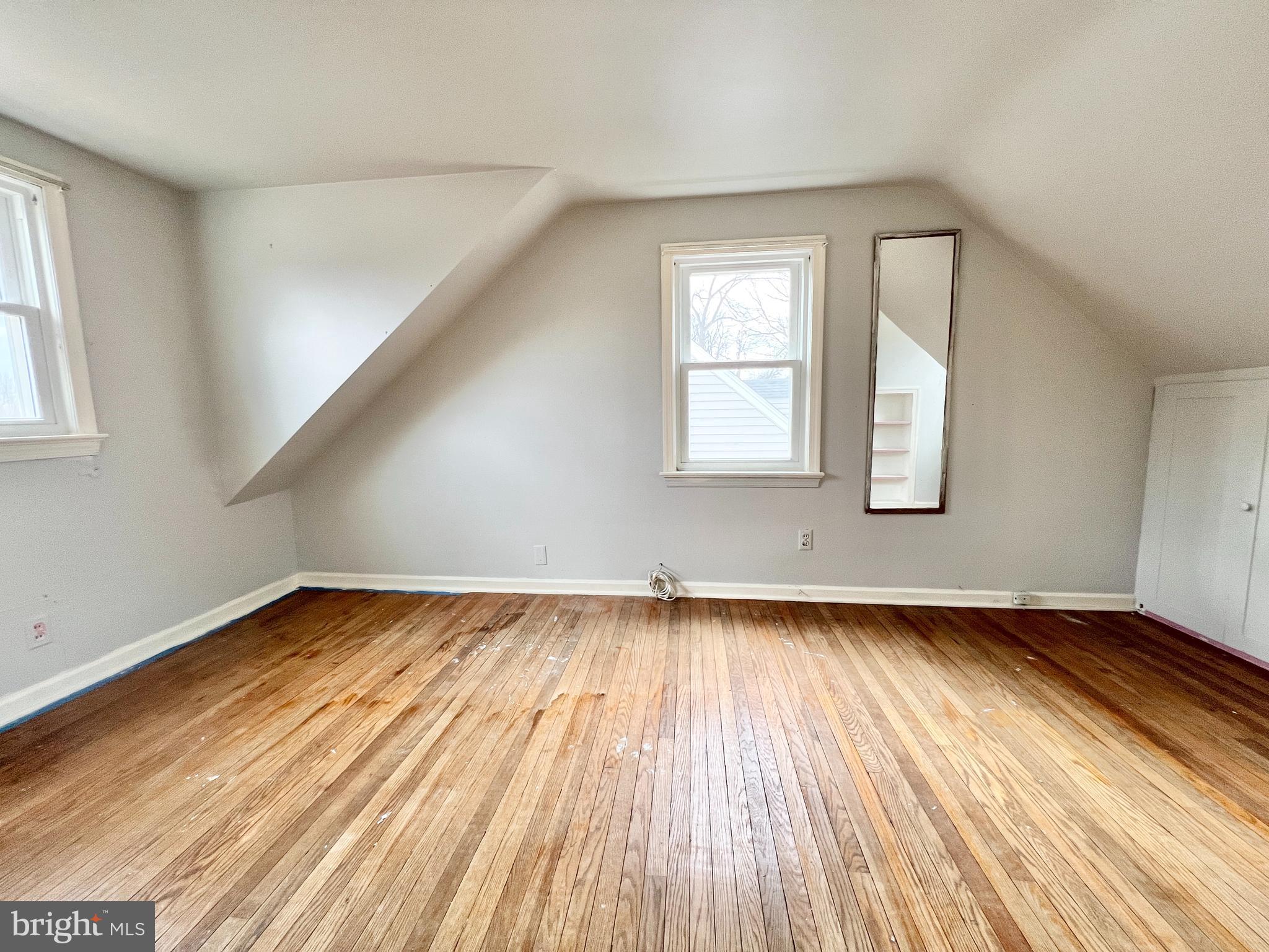 OAK KNOLL - Residential