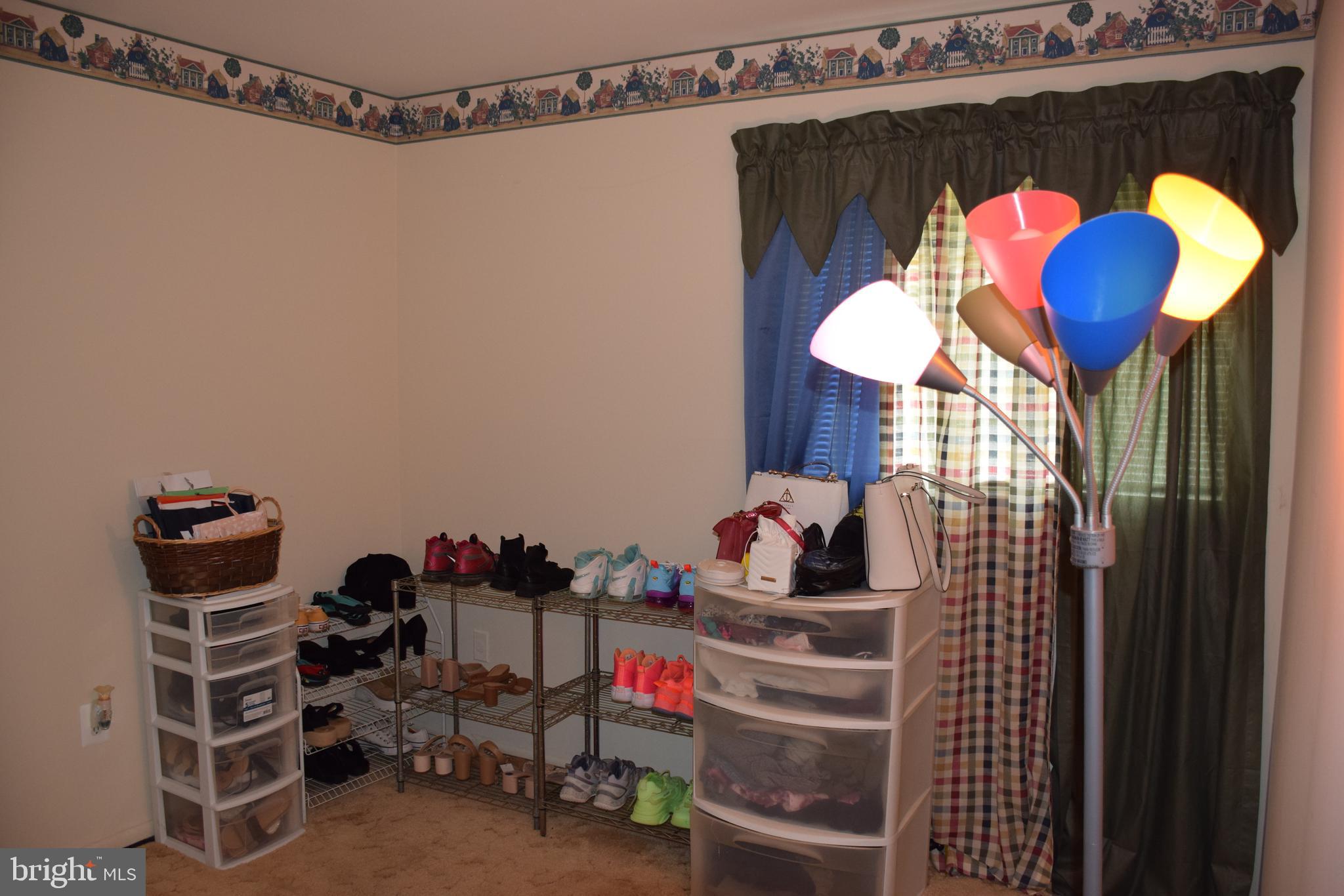 ROLLING ACRES - Residential