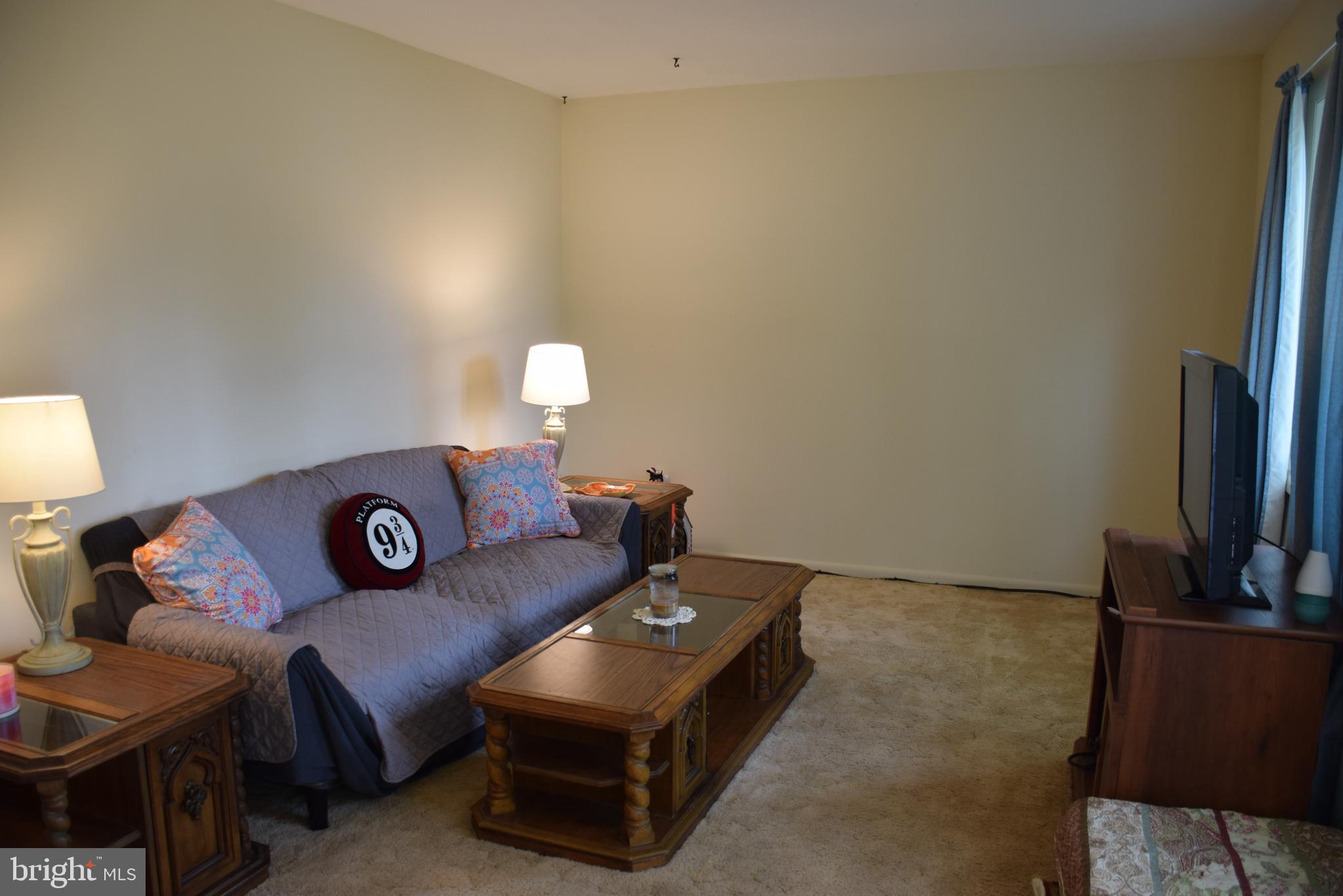 ROLLING ACRES - Residential