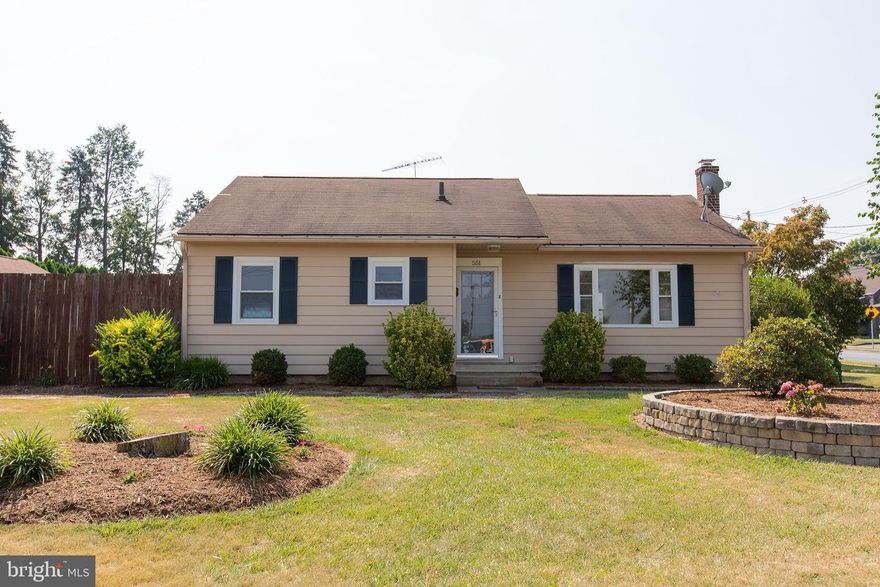 Welcome to 551 Stanley Avenue! This single family home on a corner lot with 2 bedrooms and 1 bathroom is just waiting for you to come make it your own! It boasts fresh paint throughout and sealed hardwood floors. There is a 1 car garage and plenty of storage. Excellent and convenient location.