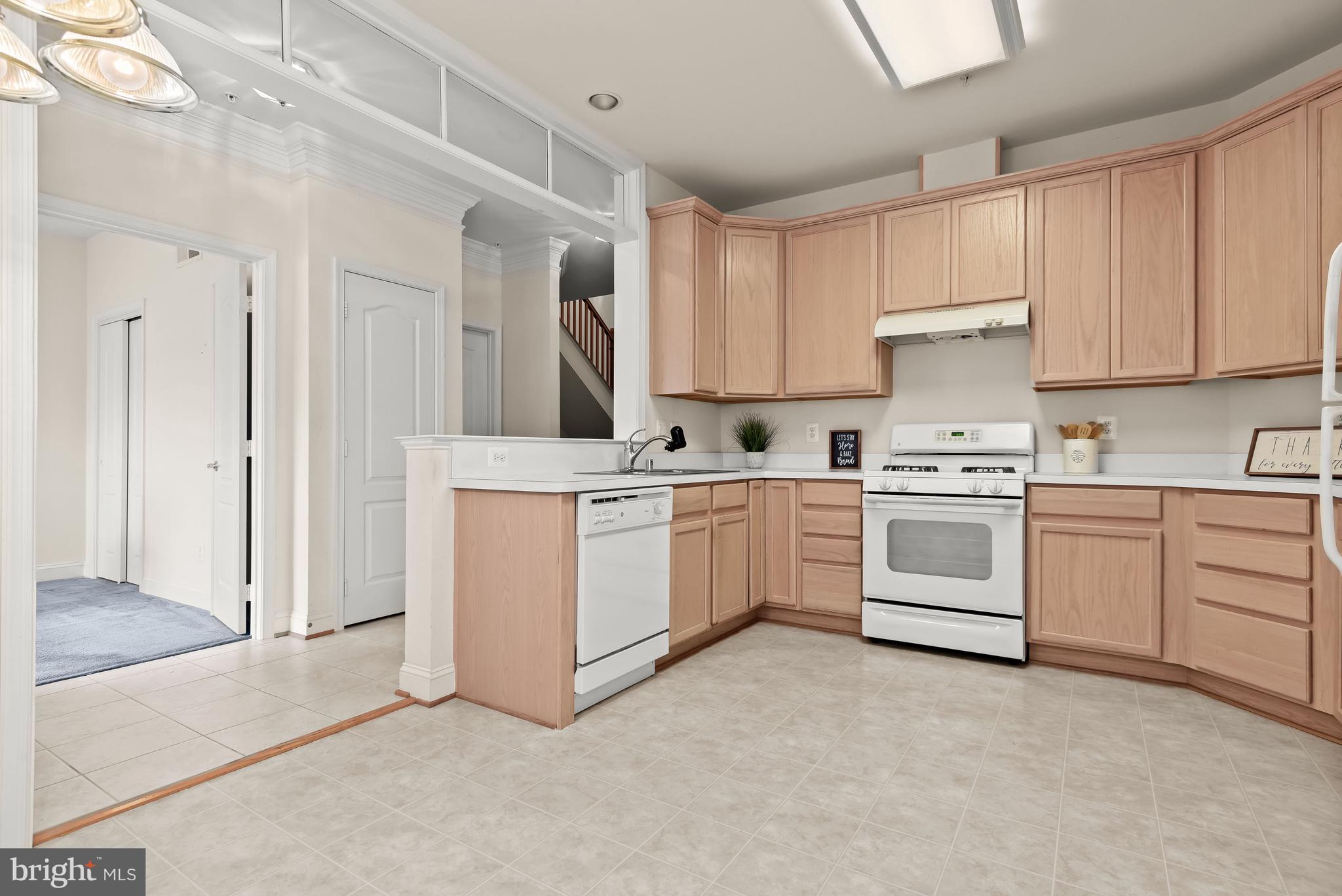 PINES OF LAUREL-PLAT 13- - Residential