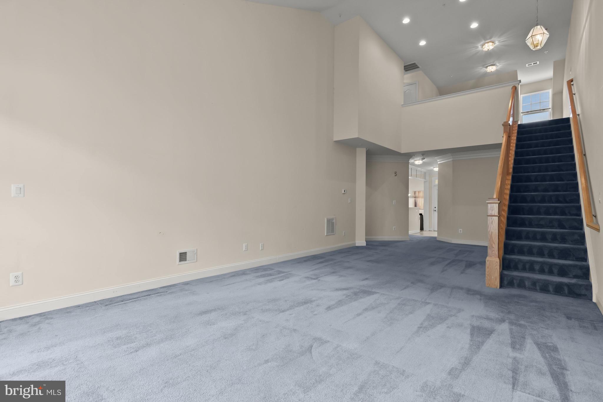 PINES OF LAUREL-PLAT 13- - Residential