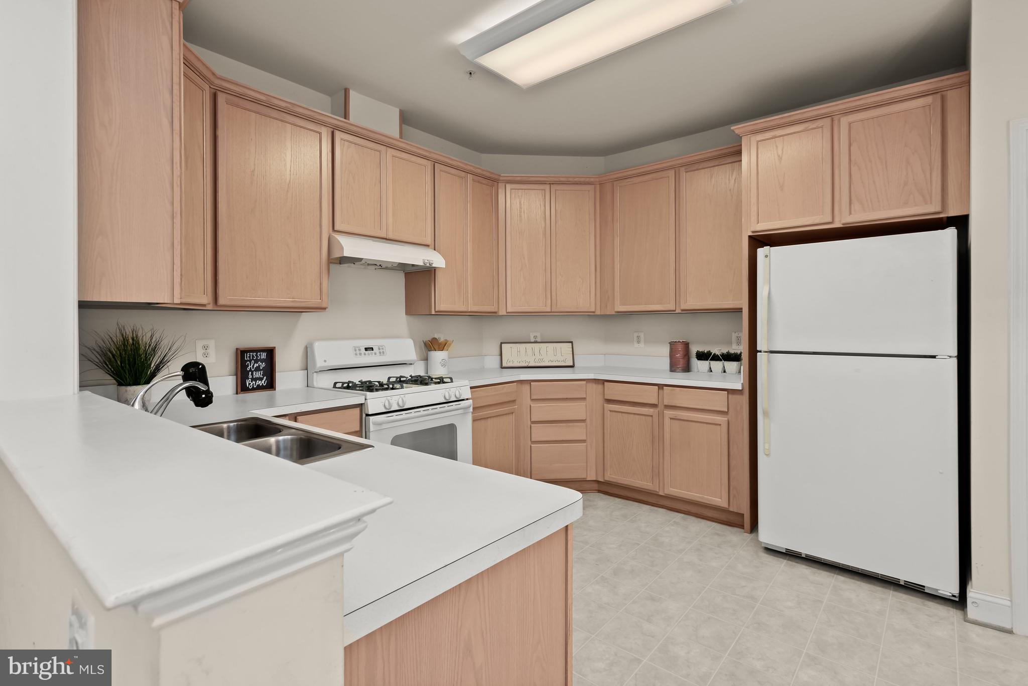 PINES OF LAUREL-PLAT 13- - Residential