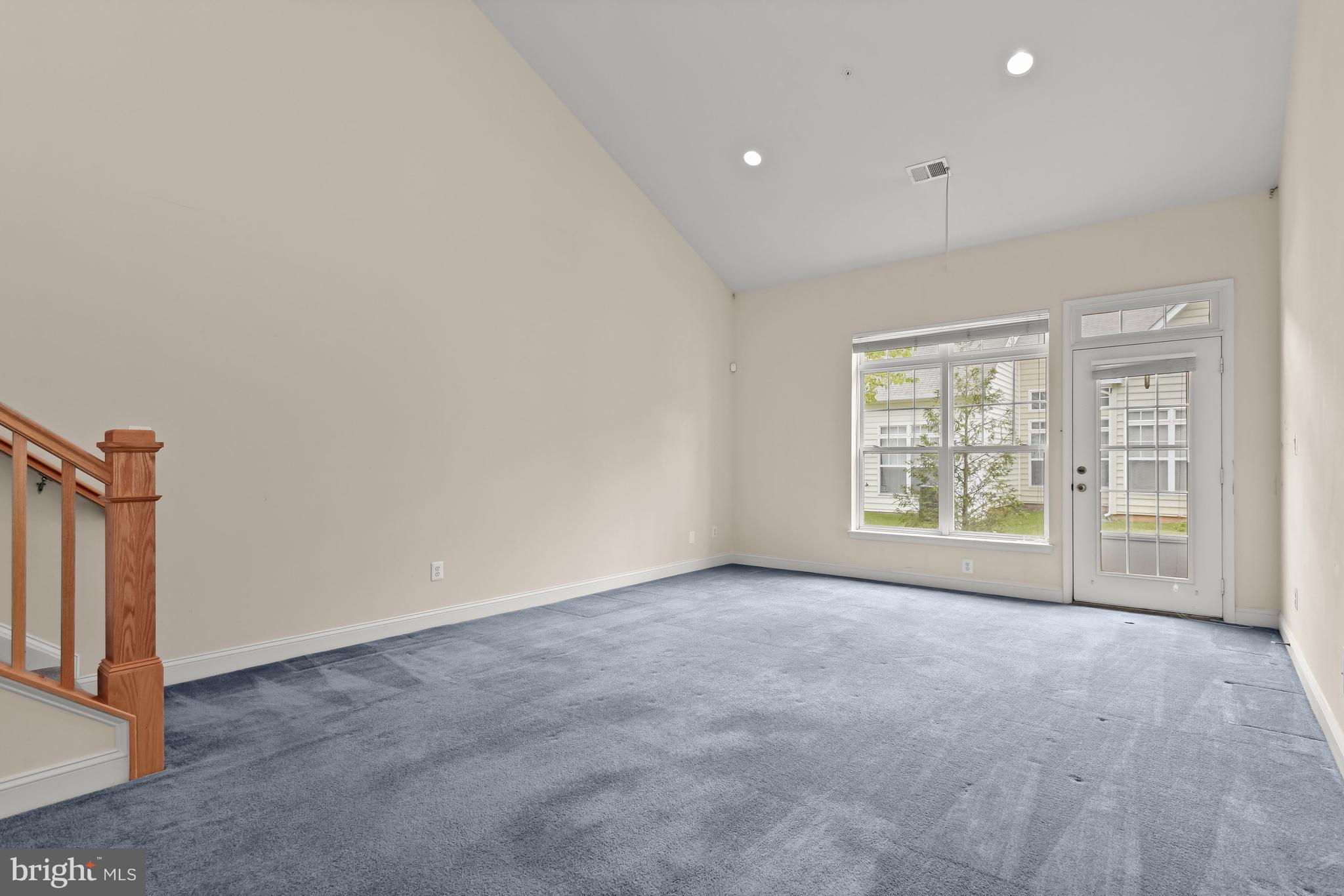 PINES OF LAUREL-PLAT 13- - Residential