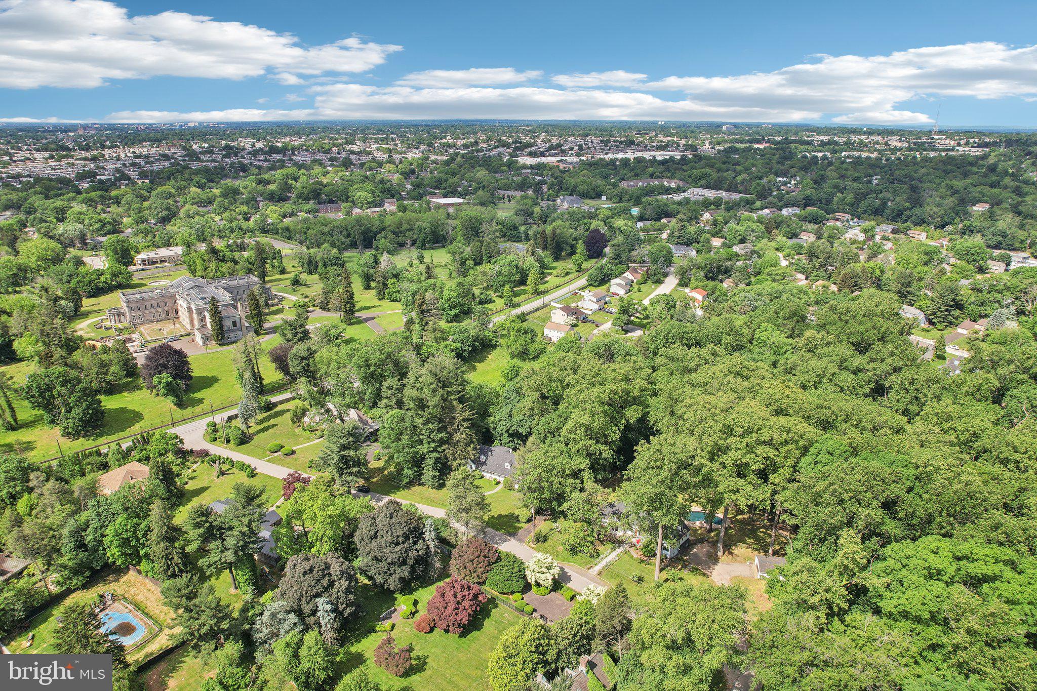 ELKINS PARK - Residential