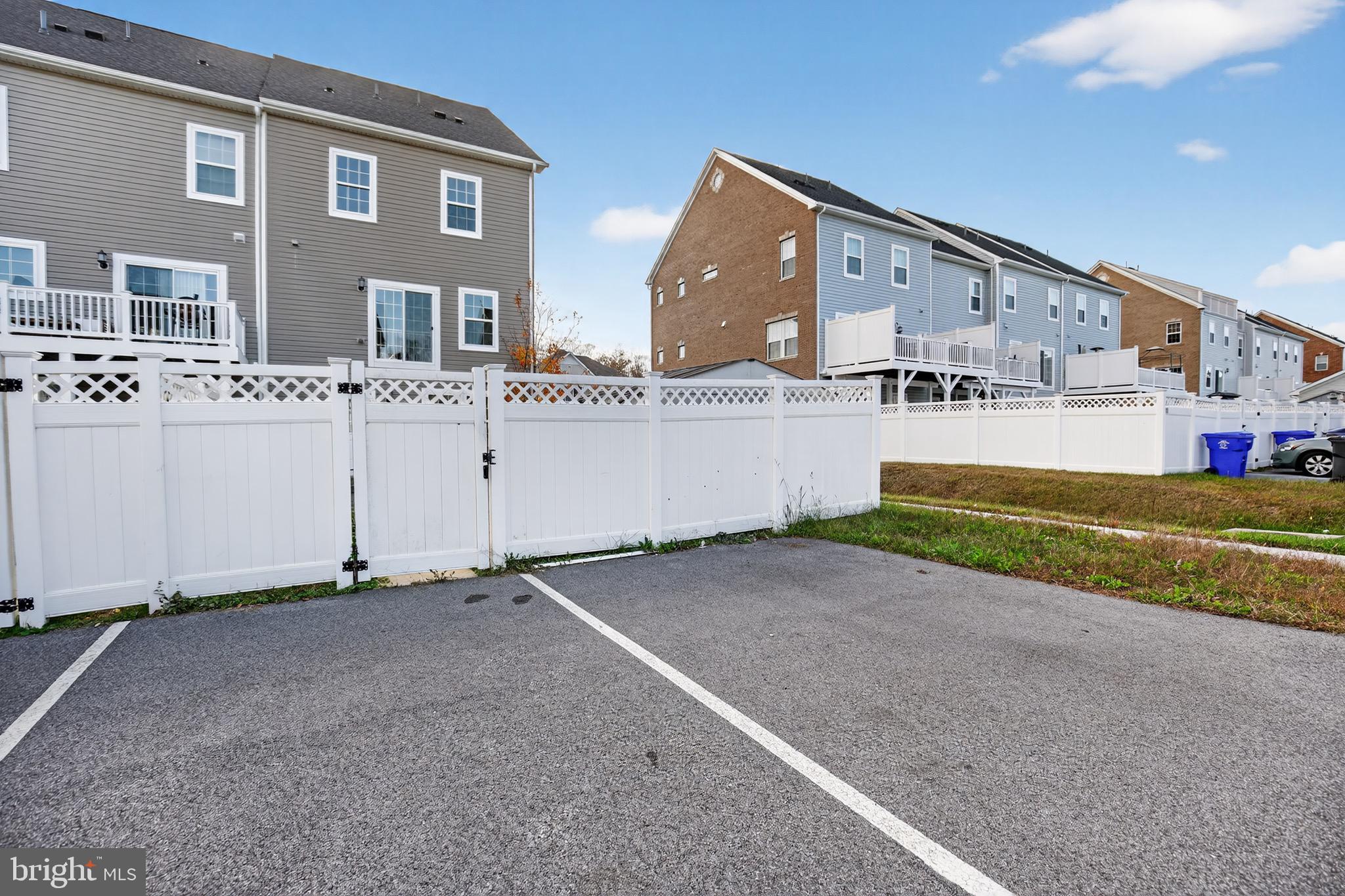 STONEHAVEN - Residential Lease