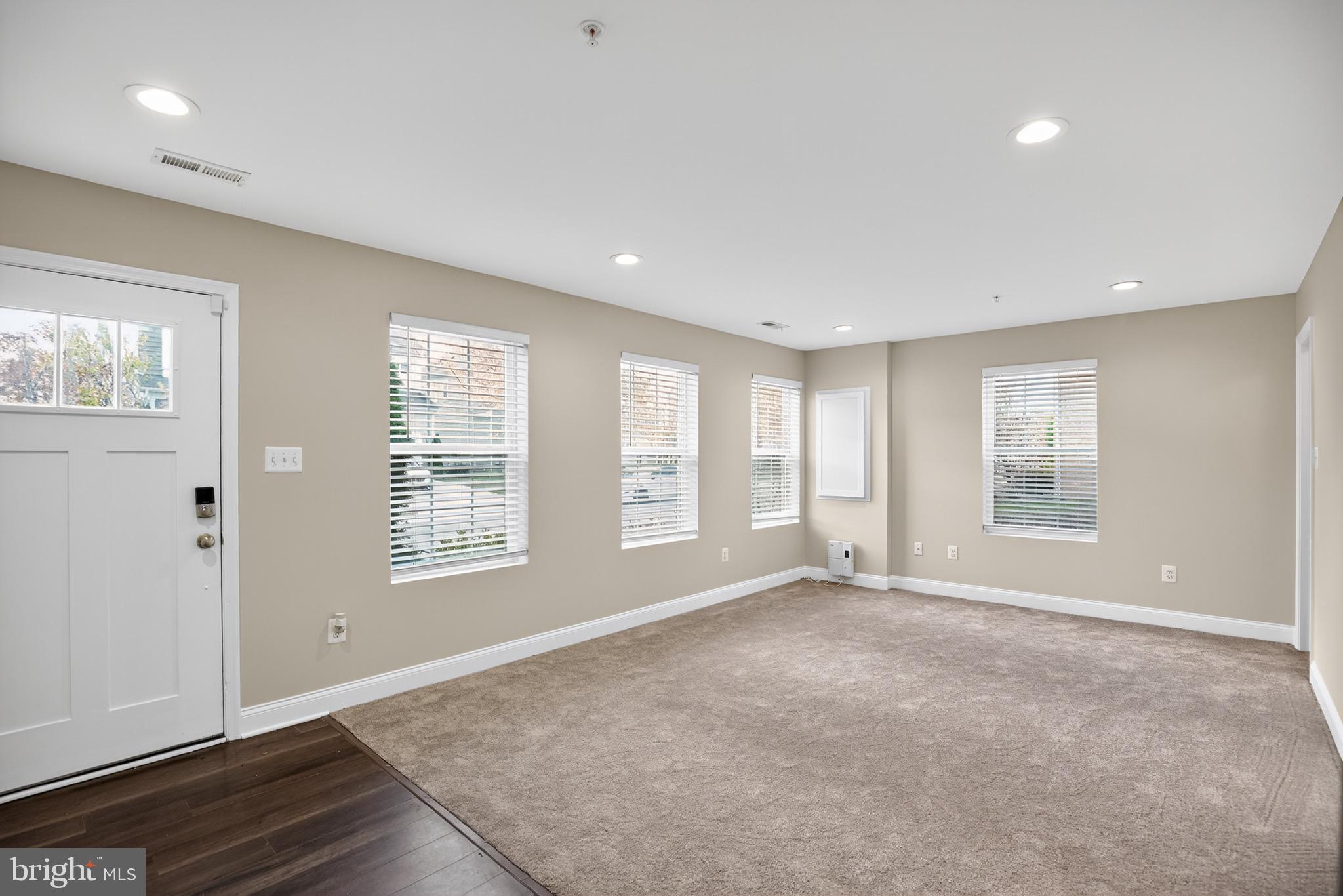 STONEHAVEN - Residential Lease