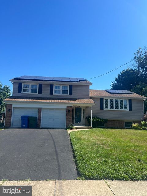 621 CROYDEN DRIVE CHERRY HILL NJ 08003