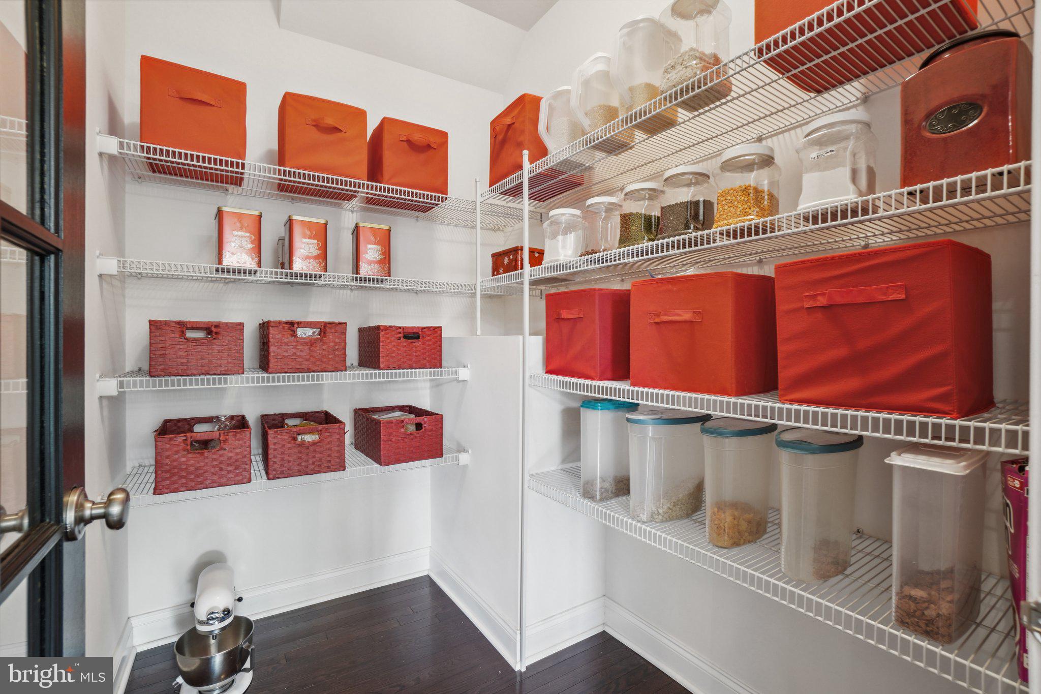 DOMINION VALLEY COUNTRY CLUB - Residential