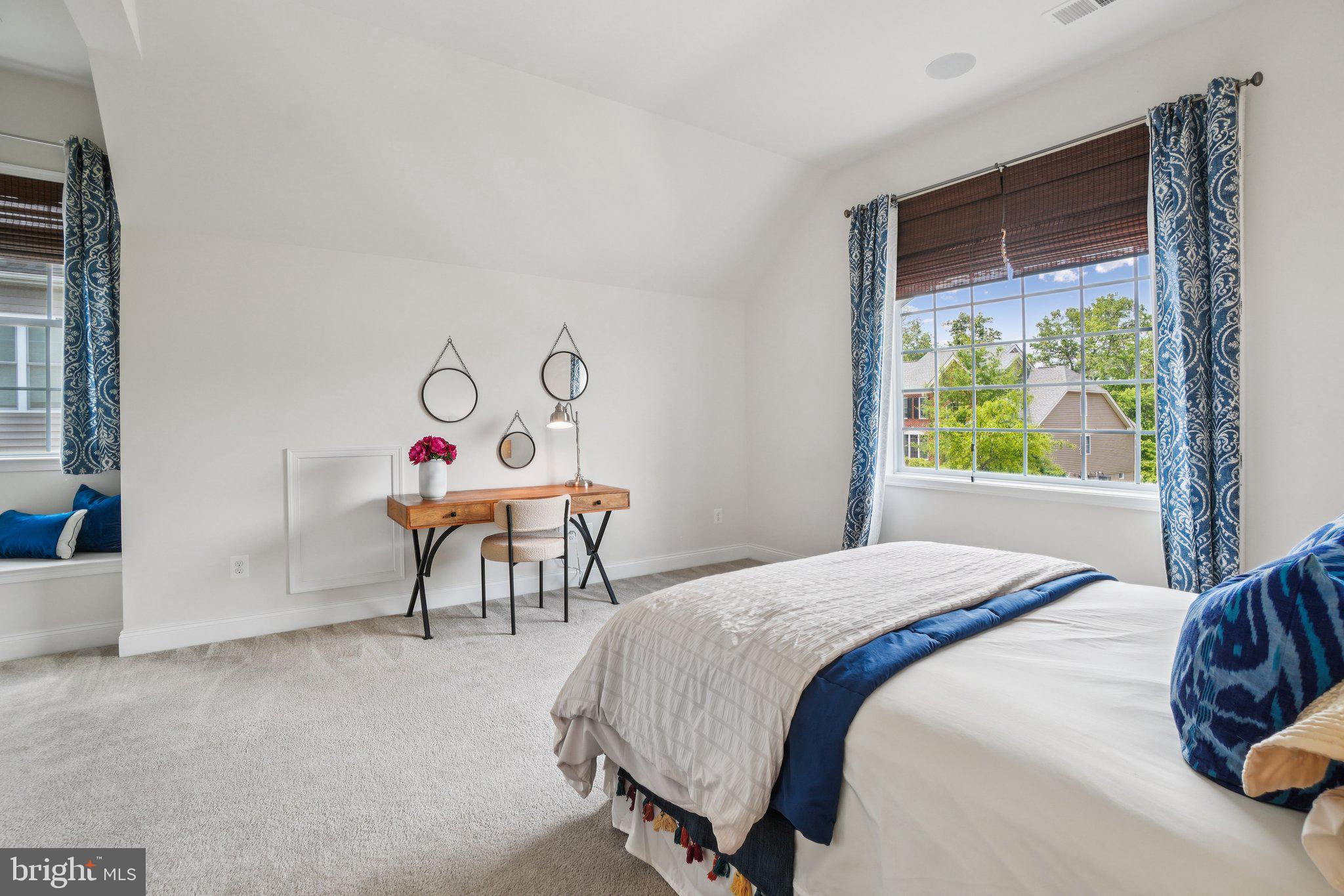 DOMINION VALLEY COUNTRY CLUB - Residential