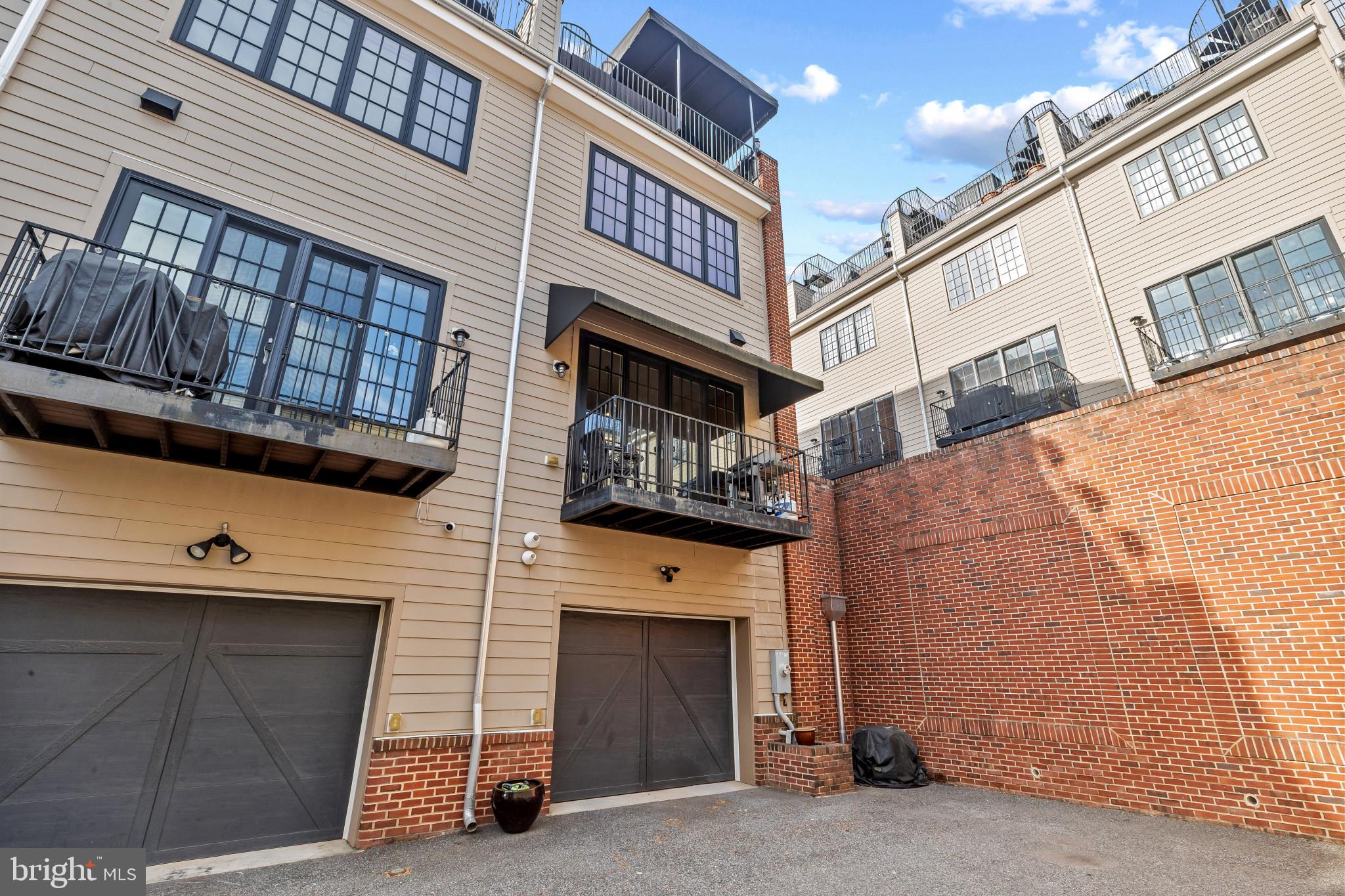 BREWERS HILL - Residential